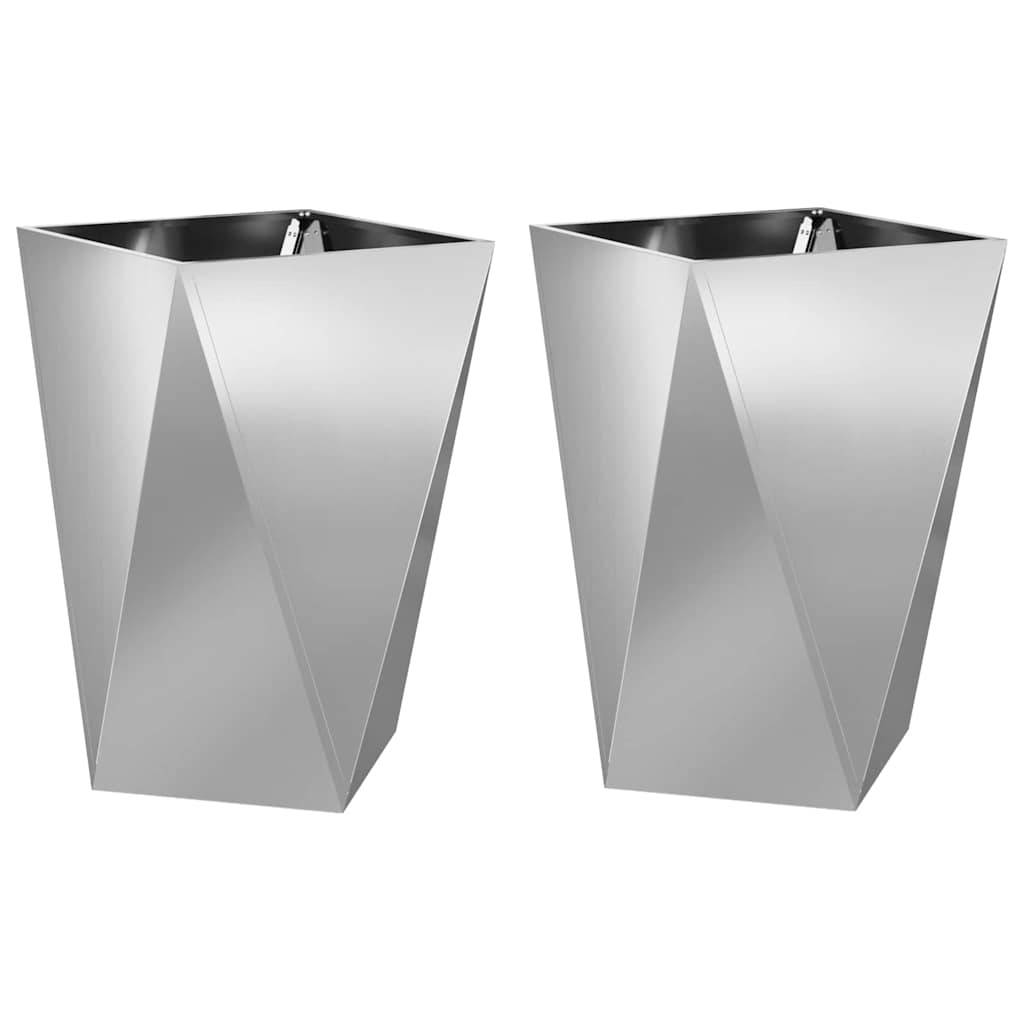 Zwei moderne, silberne geometrische Pflanzgefäße mit elegantem, eckigem Design und breiter Öffnung, geeignet für Innen- und Außenbereich.