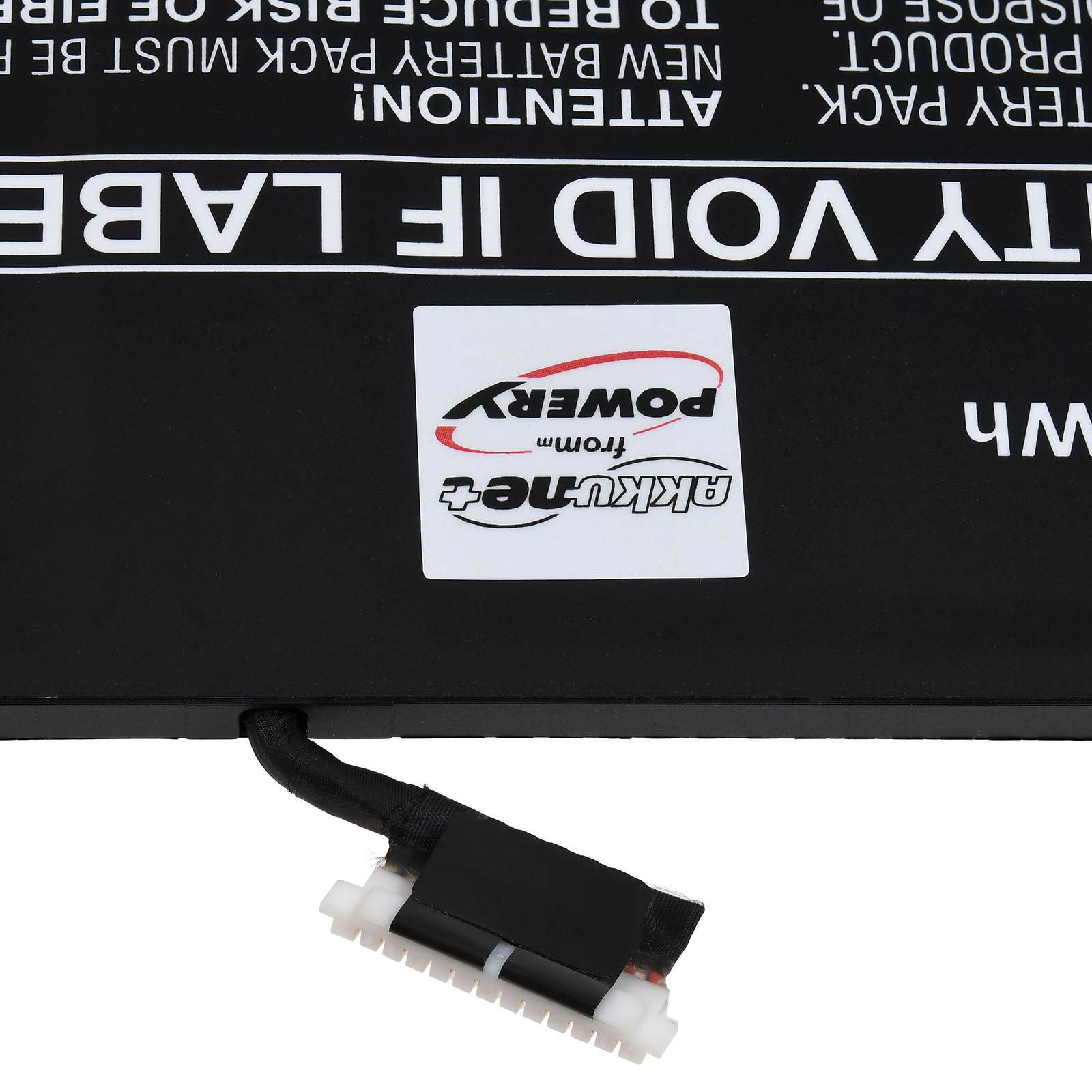 Nahaufnahme einer elektronischen Komponente mit einem Anschluss und einem Kabel. Beschriftung lautet 'Akku Power.