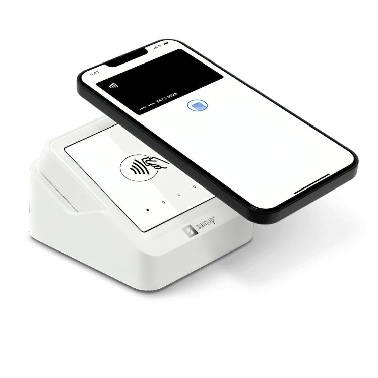 Smartphone mit kontaktlosem Zahlungsterminal und Tap-to-Pay-Symbol auf dem Lesegerätbildschirm.