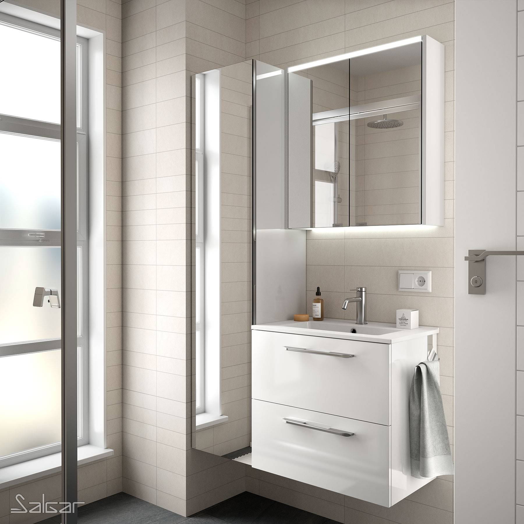 Modernes Badezimmer mit einem weißen Waschtisch, zwei Schubladen, einem Spiegelschrank und einem Handtuch. Natürliches Licht von einem Fenster auf der linken Seite.