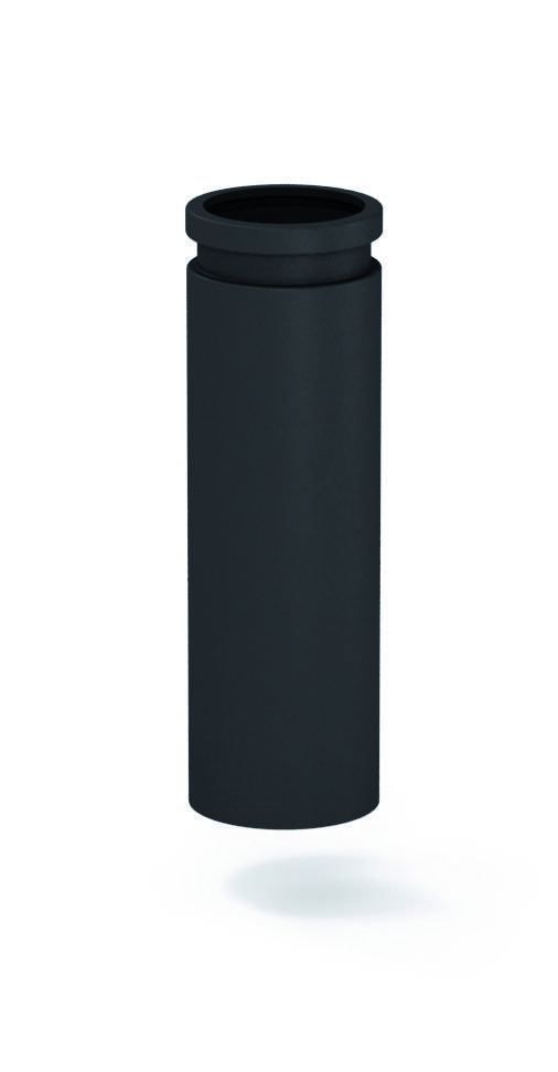 Eine schlanke, zylindrische schwarze Lippenstifthülse steht aufrecht auf einem schlichten Hintergrund.