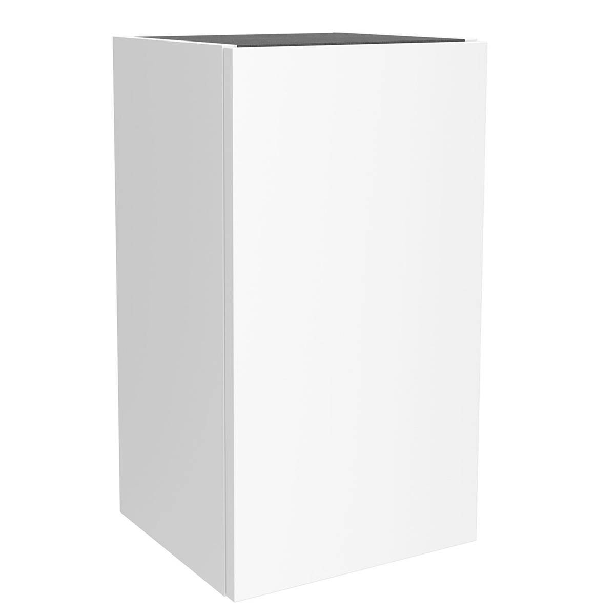 Leere weiße rechteckige Box oder Verpackung in einfacher 3D-Ansicht auf weißem Hintergrund.