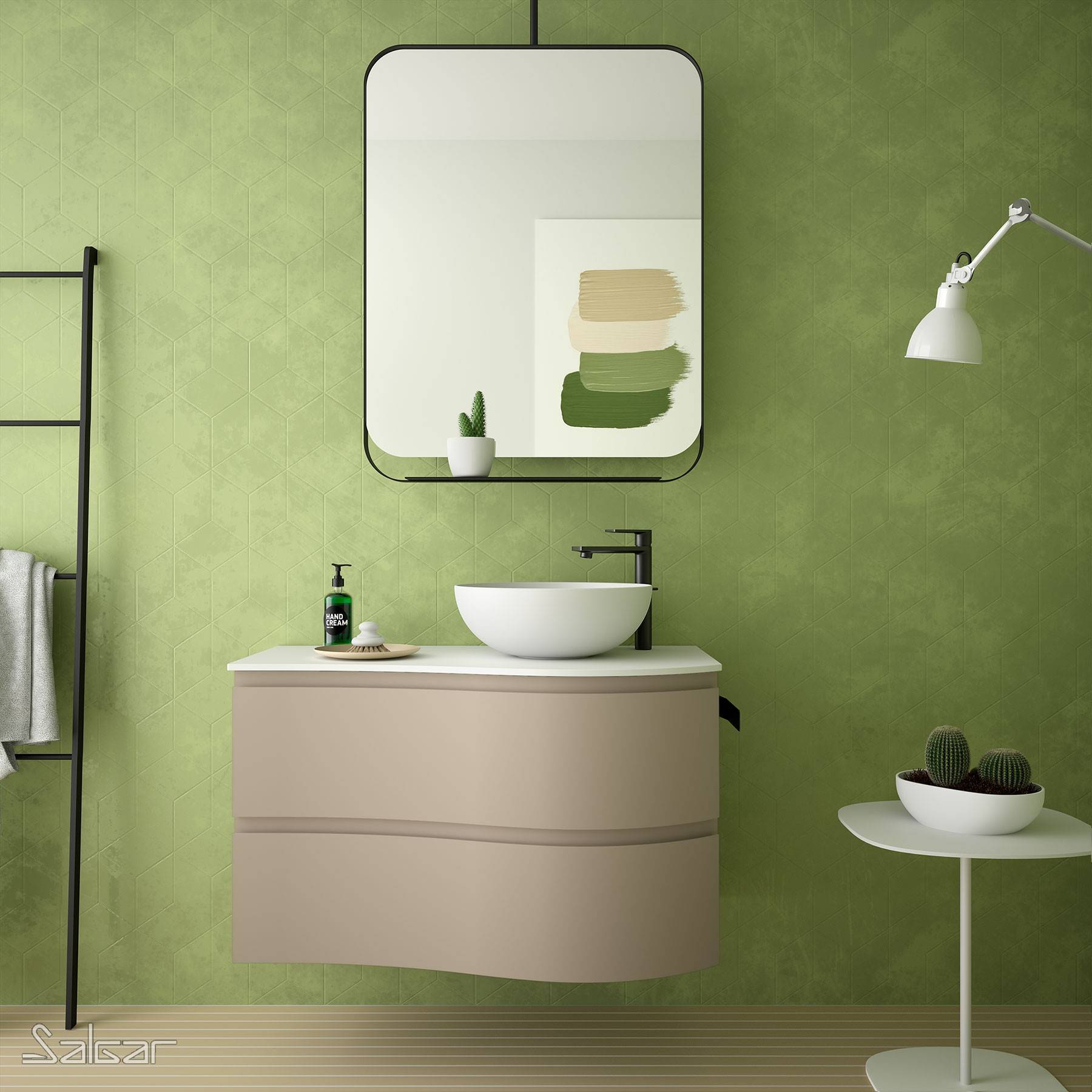 Ein modernes Badezimmerdesign präsentiert eine hellgrüne Wand, einen Spiegel, ein Waschbecken auf einem beigen Hängeschrank, kleine Pflanzen und ein schwarzes Leiterregal.