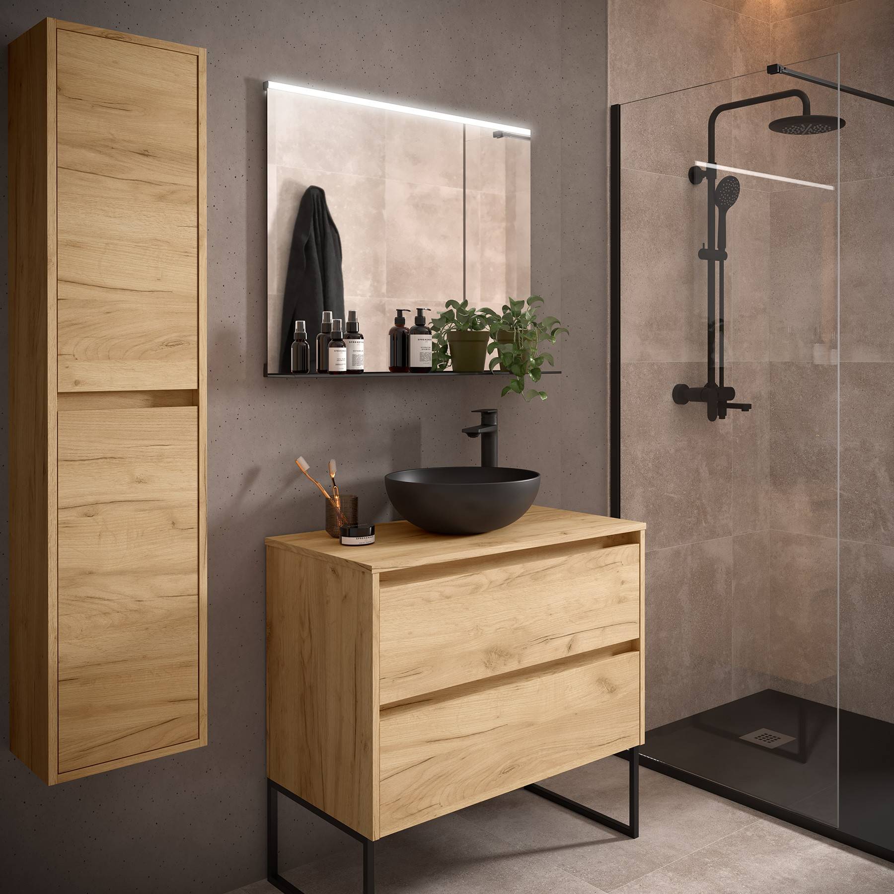 Ein modernes Badezimmer mit einem Waschtisch aus Holz mit einem schwarzen Waschbecken, einem großen Spiegel, einer Dusche mit Glaswänden und einem hohen Holzschrank.