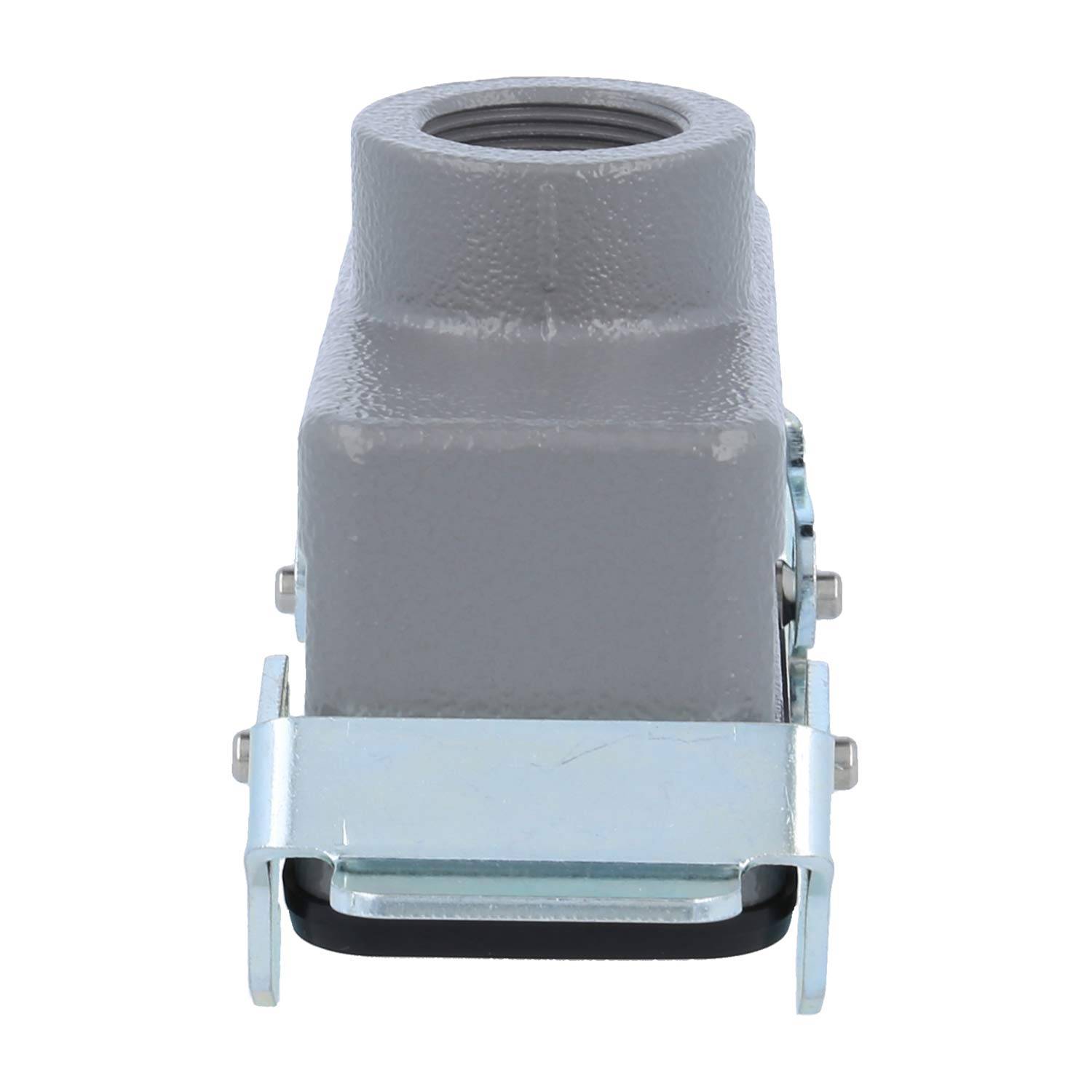 Ein grauer rechteckiger Metallgehäuse für einen elektrischen Steckverbinder mit Eingang von oben und metallischem Verschlussmechanismus.