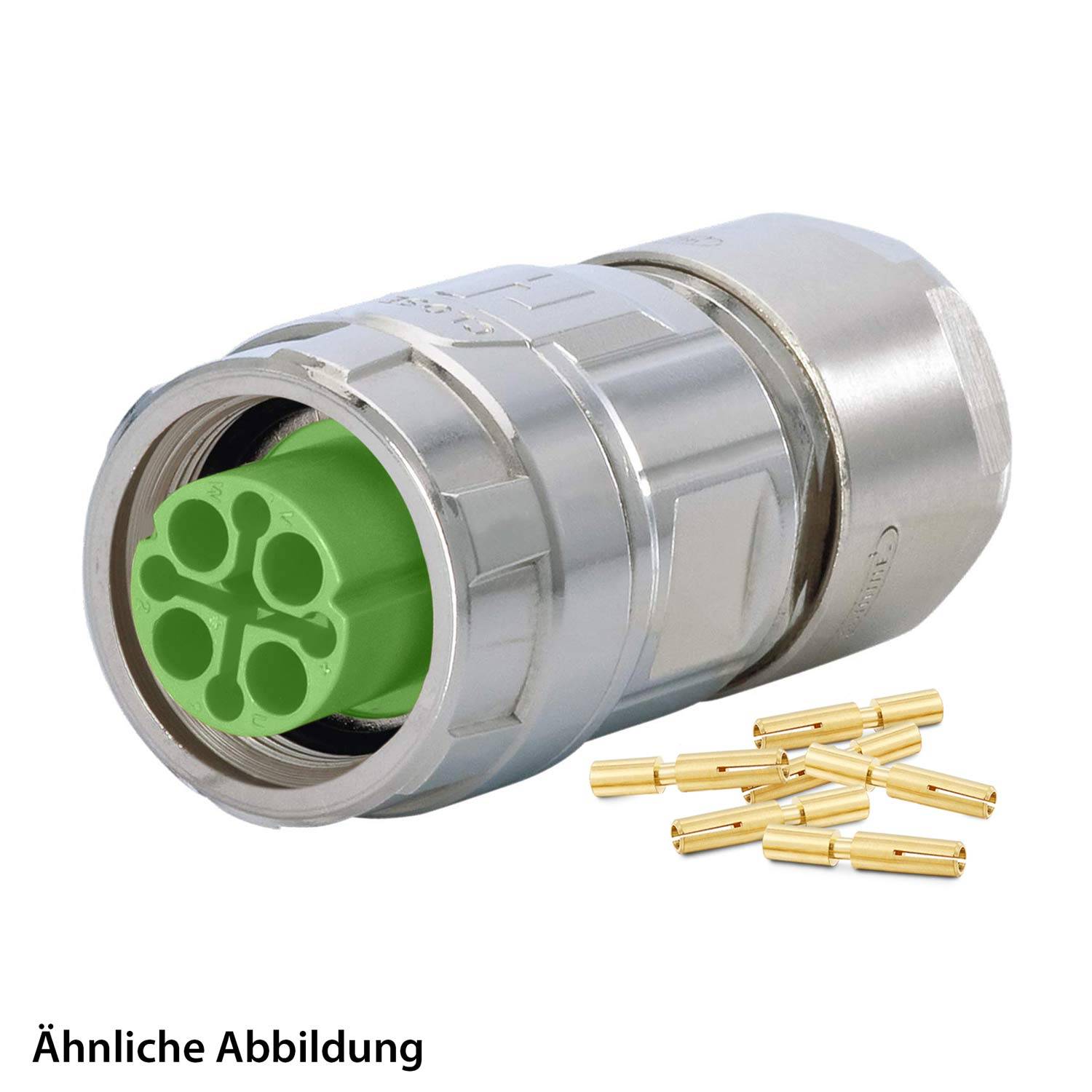 Ein silberner, zylindrischer Anschluss mit einer grünen Schnittstelle, die mehrere Öffnungen zeigt. Mehrere goldene Stifte sind in der Nähe verstreut.