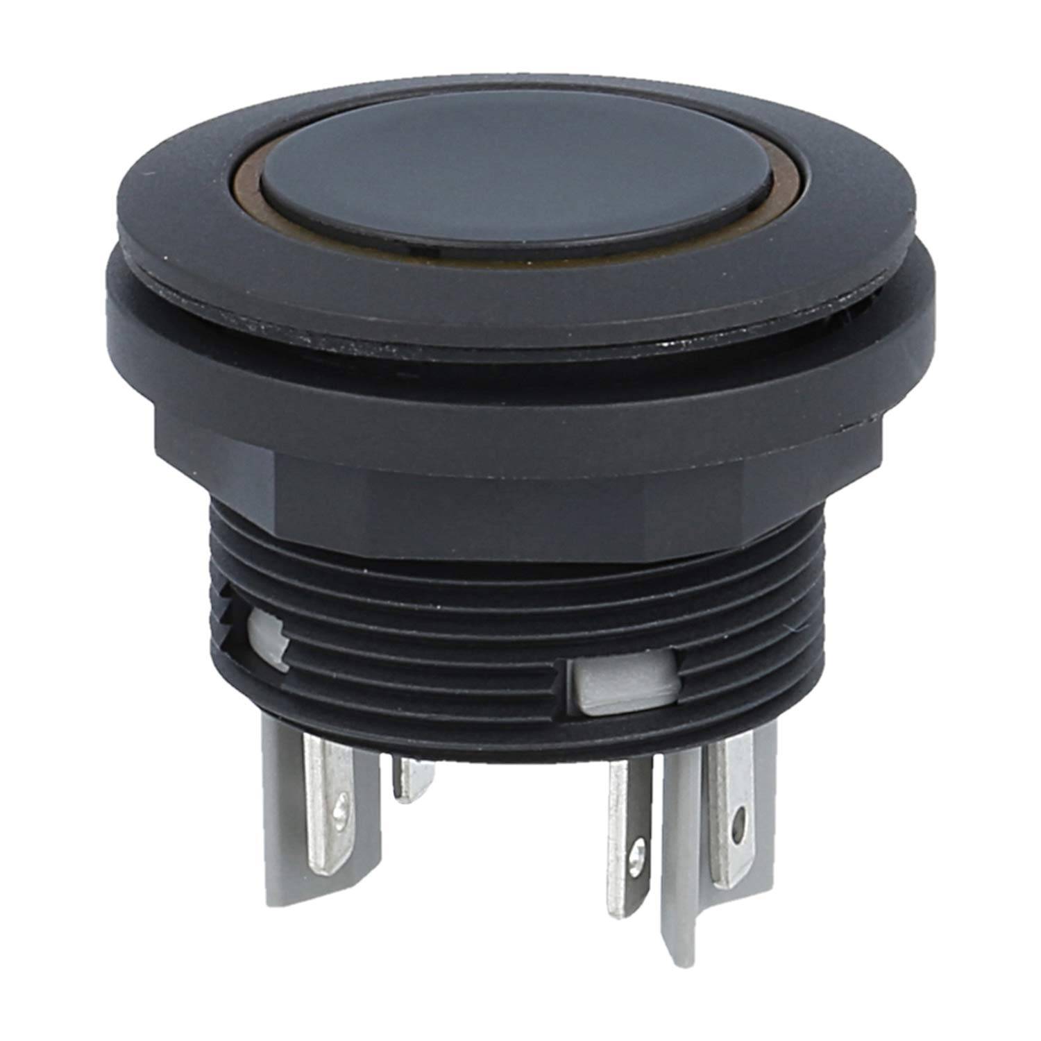 Ein schwarzer Drucktaster mit drei Metallkontakten, der für elektronische Anwendungen verwendet wird.