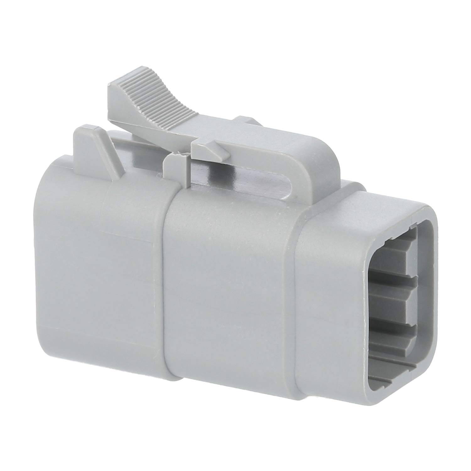 Ein grauer elektrischer Anschluss mit rechteckiger Form und einem Verriegelungsclip oben, der zum Sichern von elektrischen Verbindungen verwendet wird.