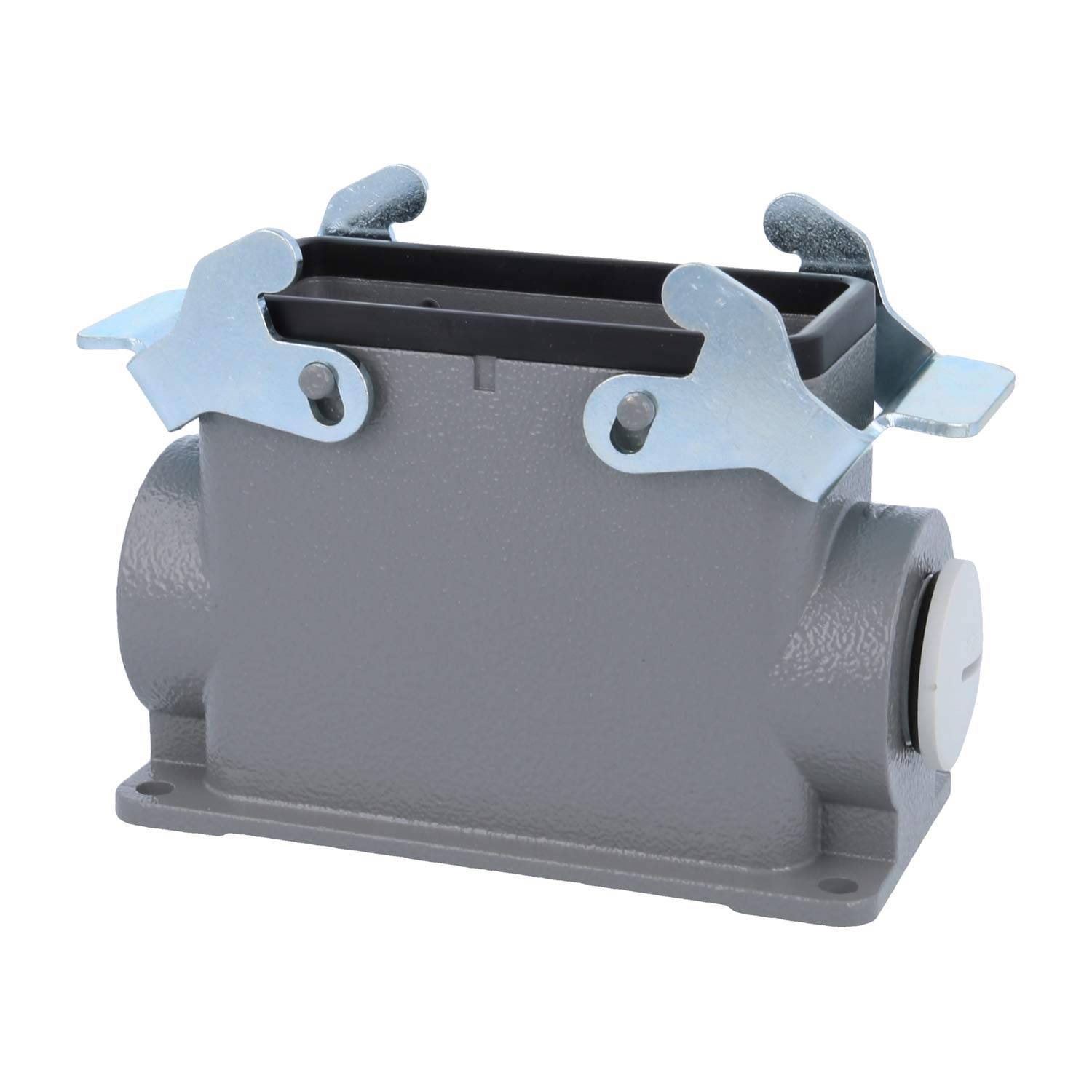 Ein rechteckiges graues Metallgehäuse für elektrische Anschlüsse mit zwei silbernen Verriegelungen oben, entwickelt für eine sichere Befestigung in industriellen Umgebungen.