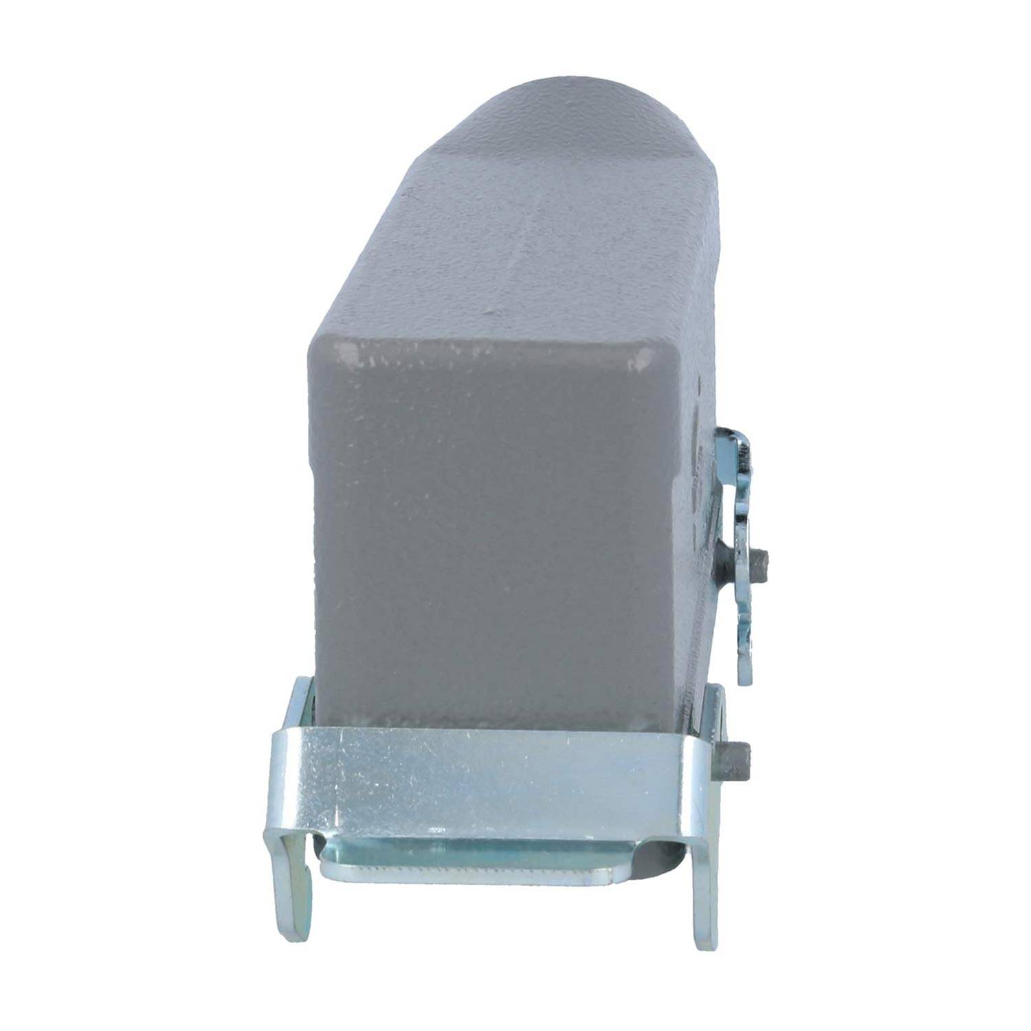 Ein grauer rechteckiger Elektroaparat, der an einer Metallhalterung montiert ist, von der Seite betrachtet.