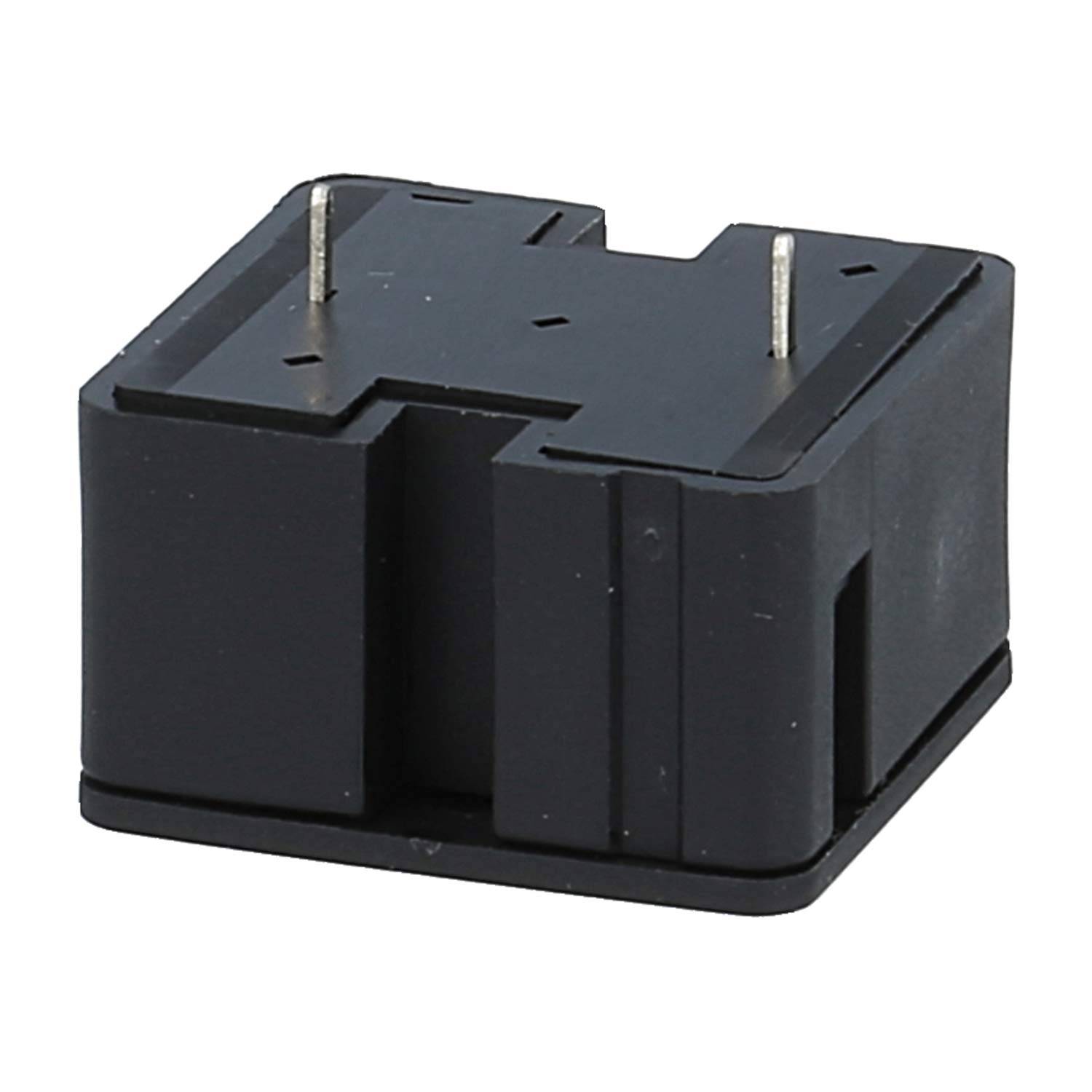 Ein schwarzer quadratischer elektronischer Bauteil mit zwei Metallstiften oben. Wird in elektronischen Schaltkreisen für verschiedene Anwendungen verwendet.