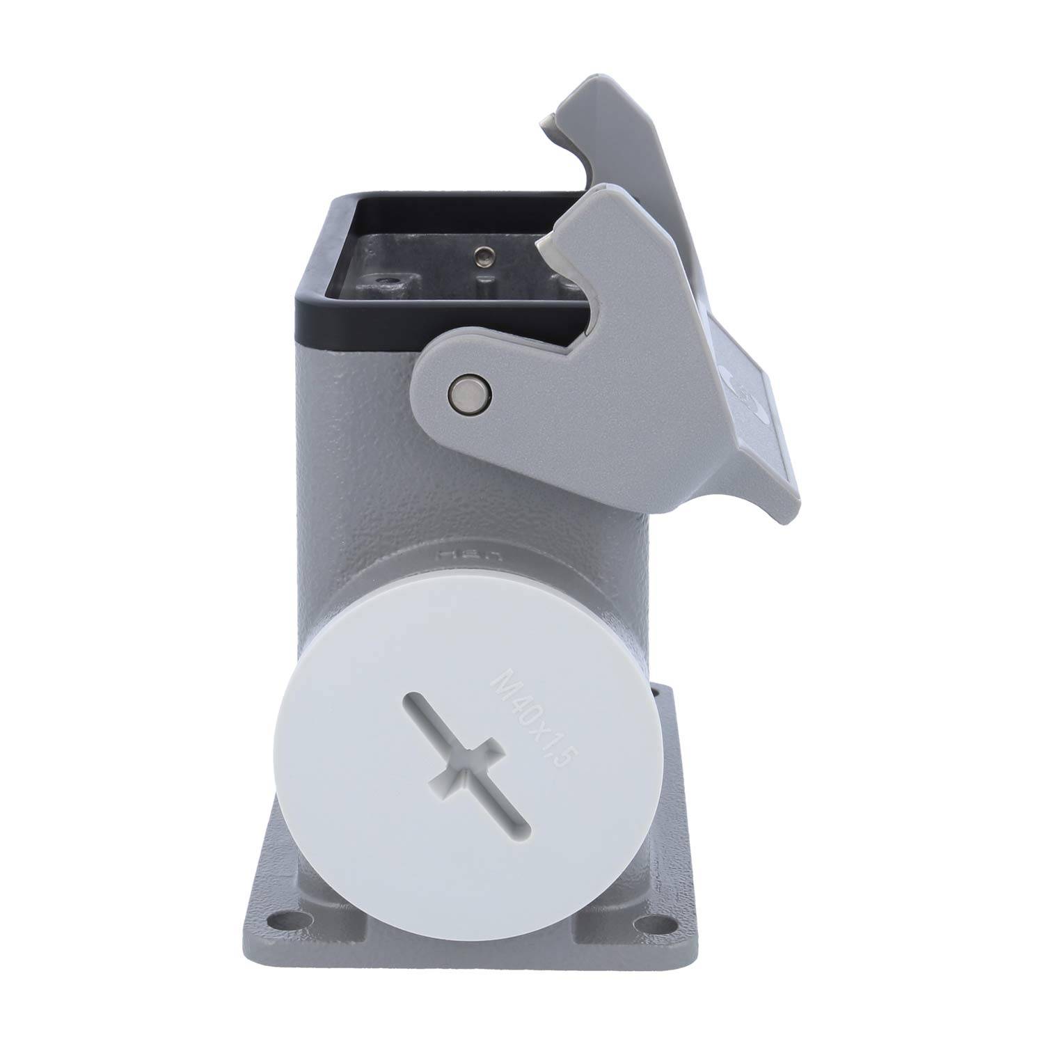 Elektrische Wandsteckdose mit Abdeckung, für industrielle Anwendungen konzipiert, ausgestattet mit einer Schutzklappe zum Abschirmen der Anschlüsse.