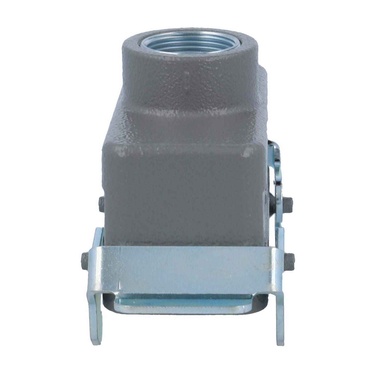 Ein grauer elektrischer Leitungskörper mit einem Metallbügel an der Basis, der zur Verbindung von flexiblen Rohrleitungen in elektrischen Installationen verwendet wird.