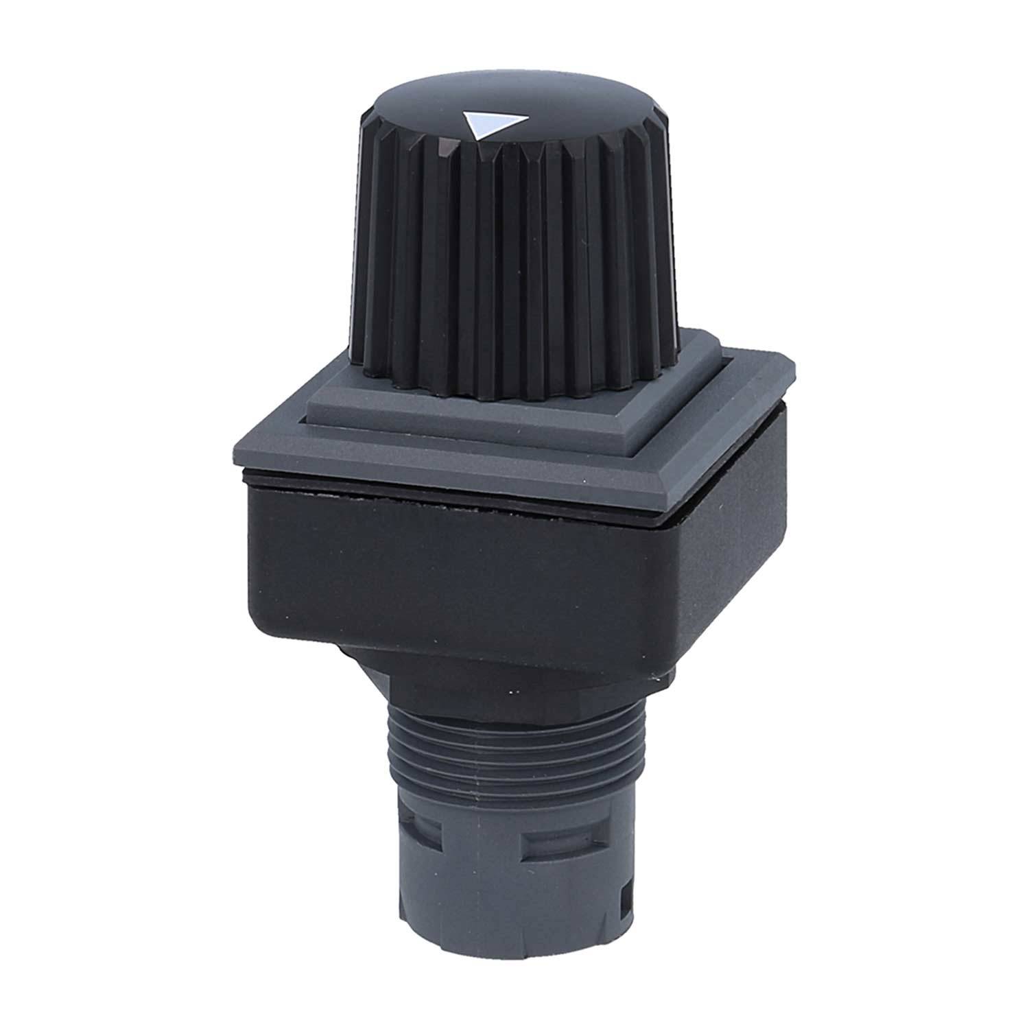 Ein schwarzer und grauer industrieller Knopf mit gerillter Textur, montiert auf einer quadratischen Basis. Ein Pfeil zeigt die Richtung für die Einstellung an.