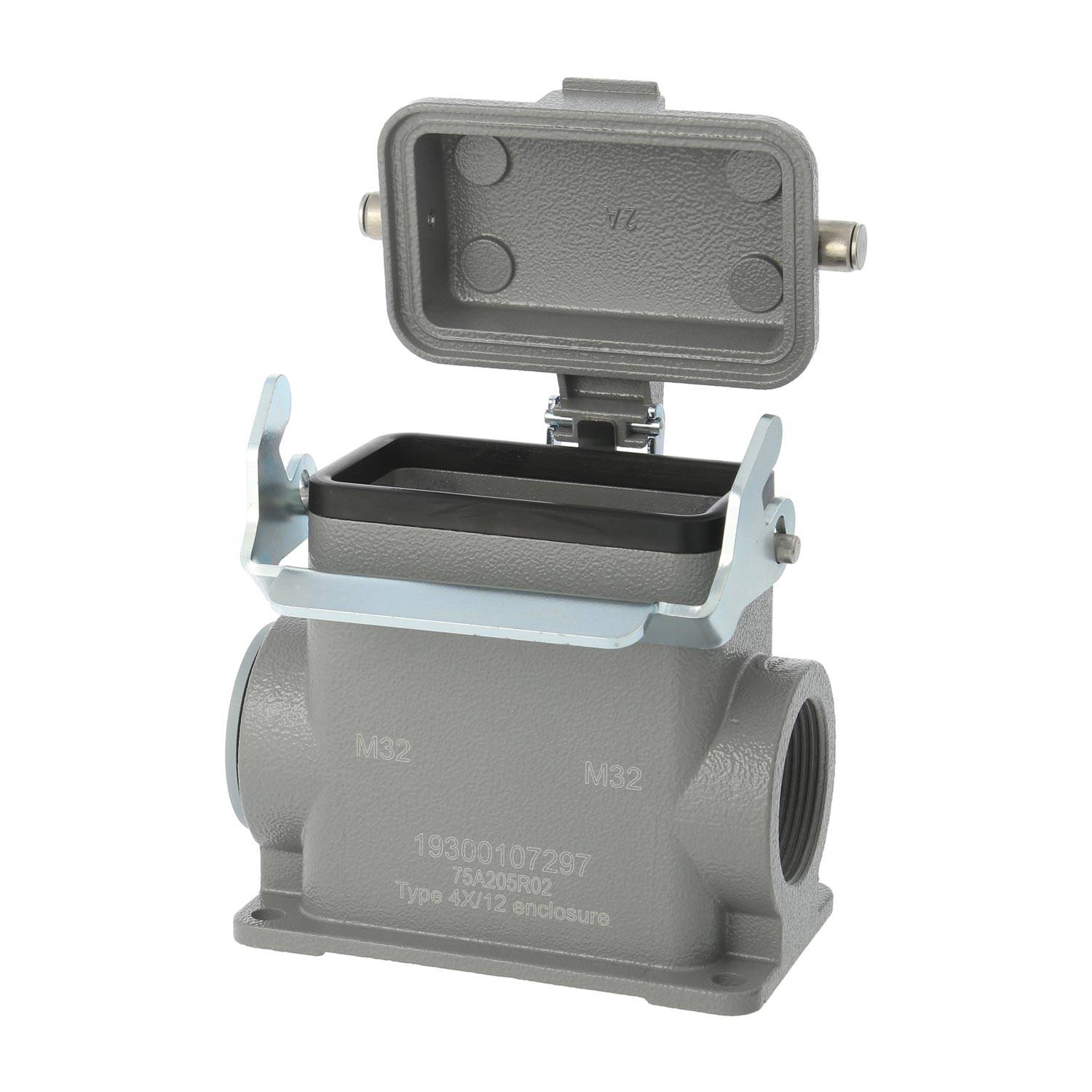 Ein industrieller grauer Elektroschrank mit geöffnetem Deckel, der eine interne Dichtung zeigt. Beschriftet mit 'Typ 4/12 Gehäuse' und gekennzeichnet mit 'M32'.