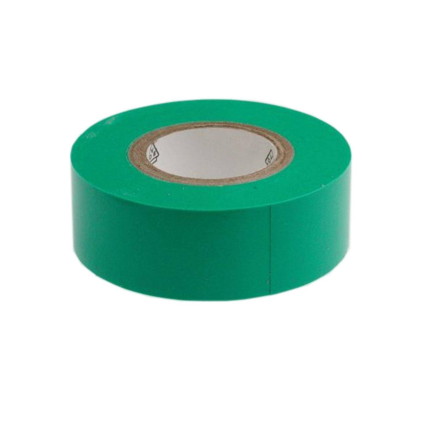 Eine Rolle grünes Klebeband mit sichtbarem Kartonkern, die auf einem einfarbigen weißen Hintergrund platziert ist und hauptsächlich zur elektrischen Isolierung verwendet wird.