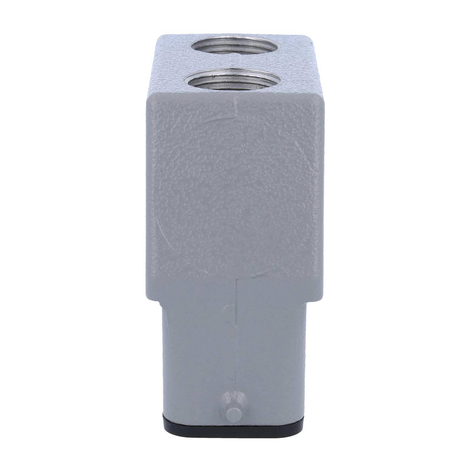 Eine graue, rechteckige Metallverteilerdose mit zwei kreisförmigen Öffnungen oben und einer glatten Oberfläche.