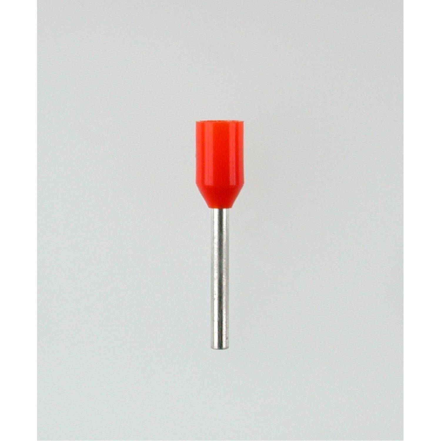 Eine rote isolierte Aderendhülse mit einem Metallgehäuse, die nach unten ragt und zur Kabelendverschluss dient, vor einem einfarbigen weißen Hintergrund.