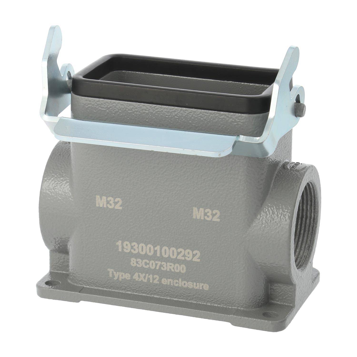 Ein industrielles graues Metallgehäuse für einen rechteckigen Anschluss, beschriftet mit 'M32', mit einer oberen Befestigungsmechanik und gekennzeichnet mit '19300100292 Typ 4X/12 Gehäuse'.