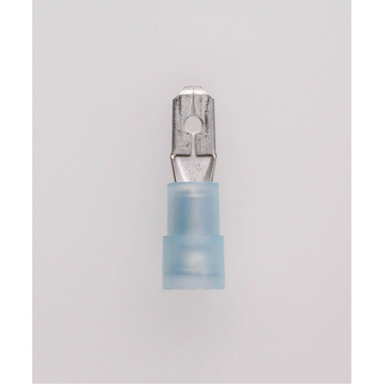 Ein blauer isolierter weiblicher Flachstecker zum Anschließen von elektrischen Leitungen.