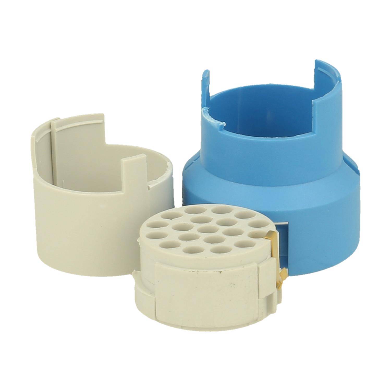 „Eine Keramikfassung und zwei Kunststoffadapter für Dentalheizgeräte.