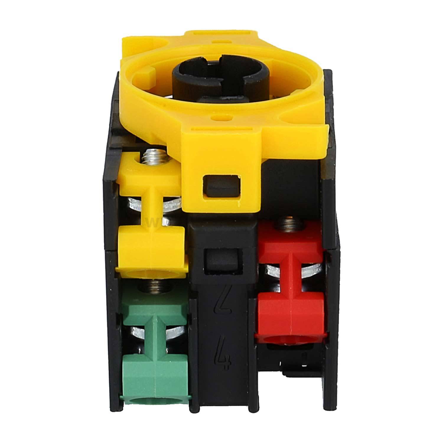 Ein elektrischer Kontaktblock mit gelben, grünen und roten Komponenten, der für industrielle Schaltmechanismen und Steuerungssysteme verwendet wird.