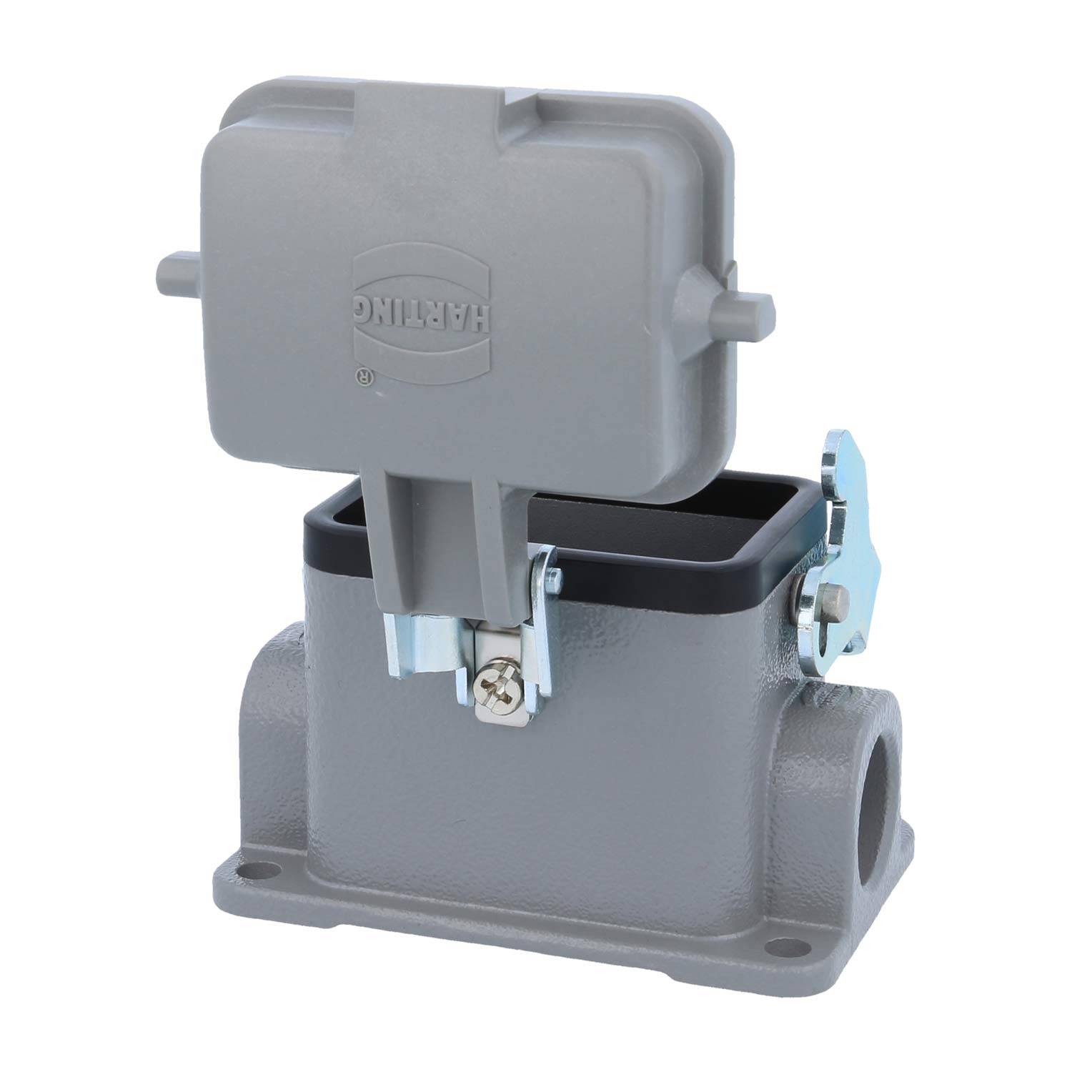 Ein grauer rechteckiger industrieller Anschlussgehäuse mit einem Metallriegel und sichtbarem Markenlogo, verwendet für elektrische Verbindungen.