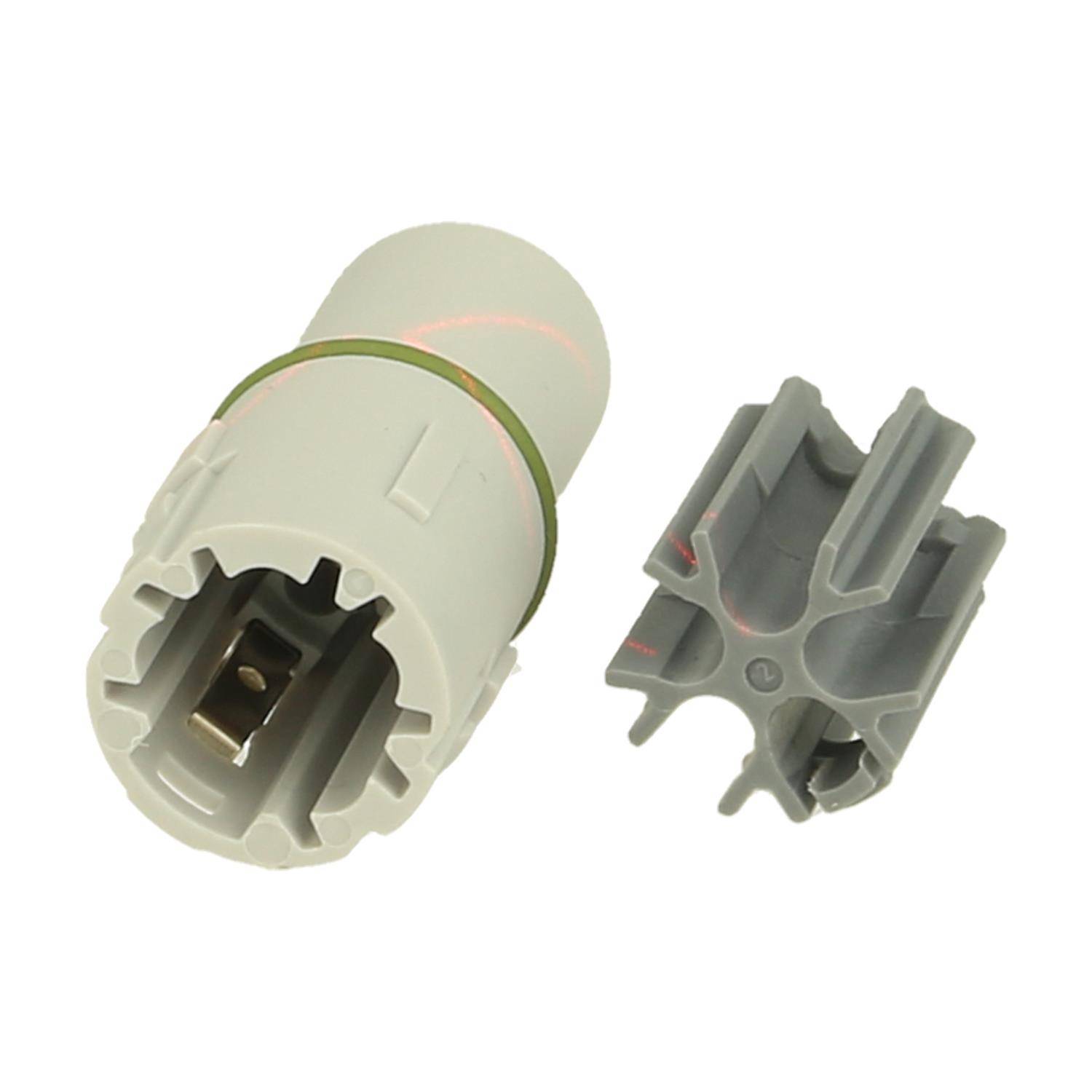Ein grauer, zylindrischer Elektroverbinder mit einem grünen Ring und ein entsprechendes graues Einsatzstück liegen einzeln auf einem weißen Hintergrund.