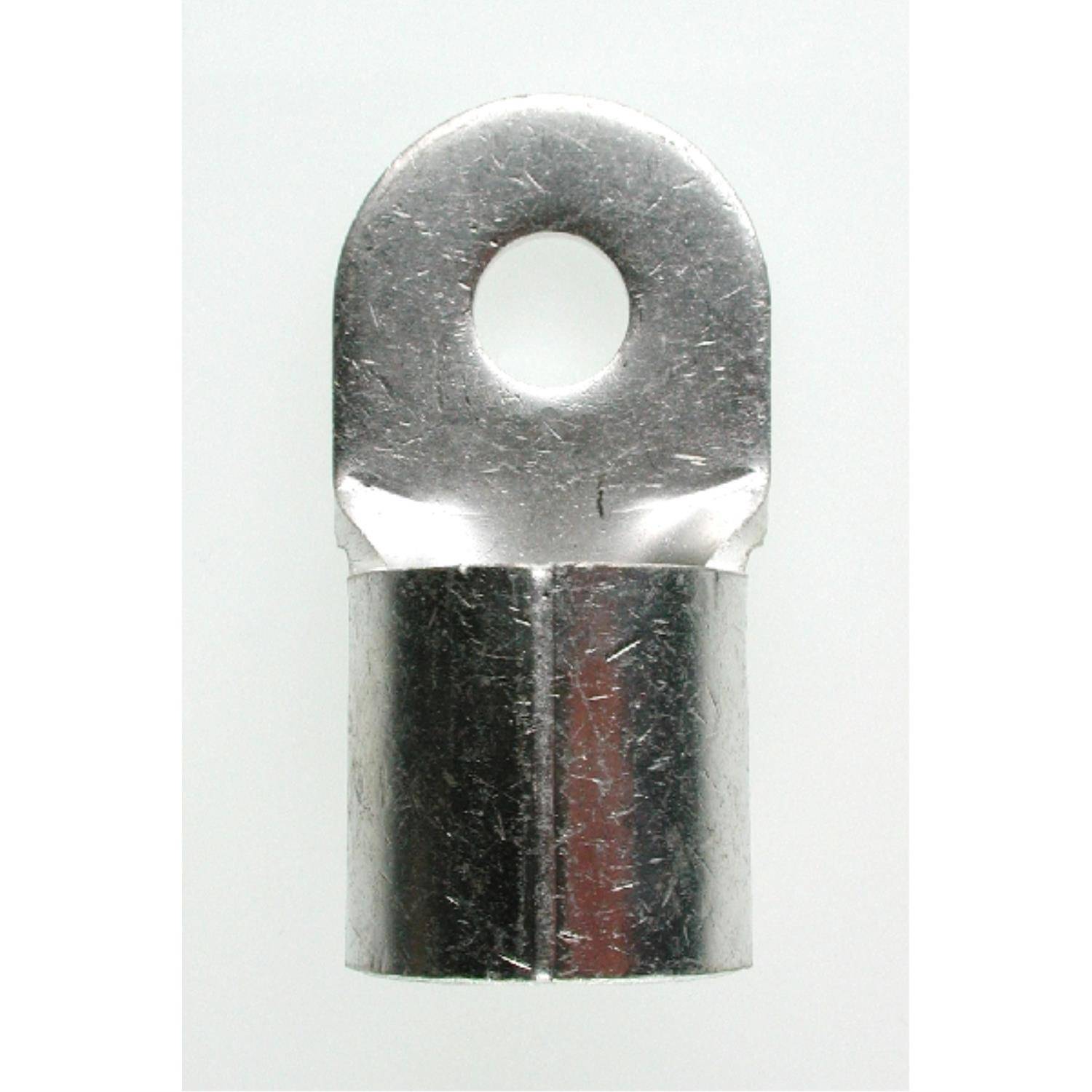 Ein metallischer Anschluss mit einer kreisförmigen Öffnung an der Oberseite, der zum Verbinden von Drähten in elektrischen Anwendungen verwendet wird.