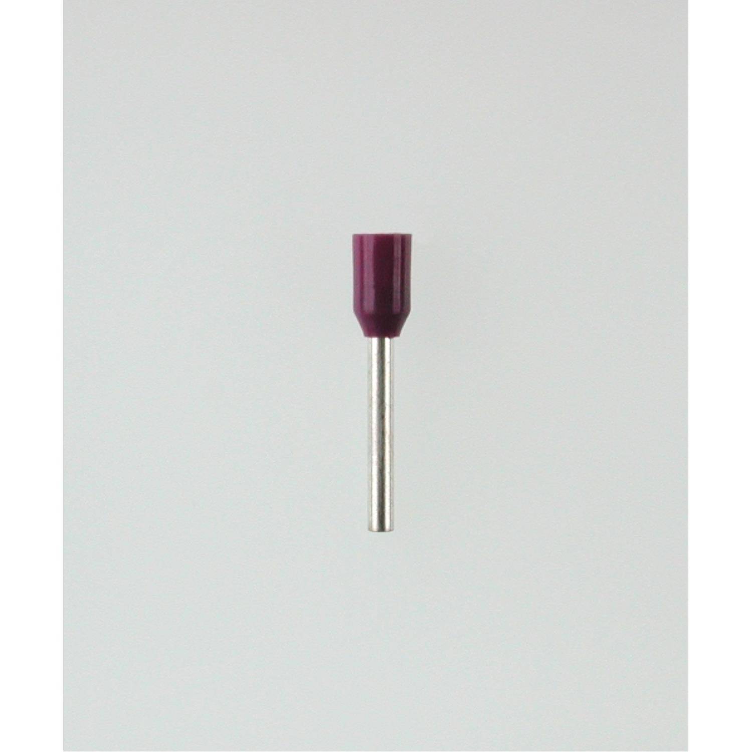 Eine einzelne, kleine elektrische Aderendhülse mit einem violetten Kunststoffkragen und einem Metallzylinder, die zum Crimpen auf Drahtenden konzipiert ist.