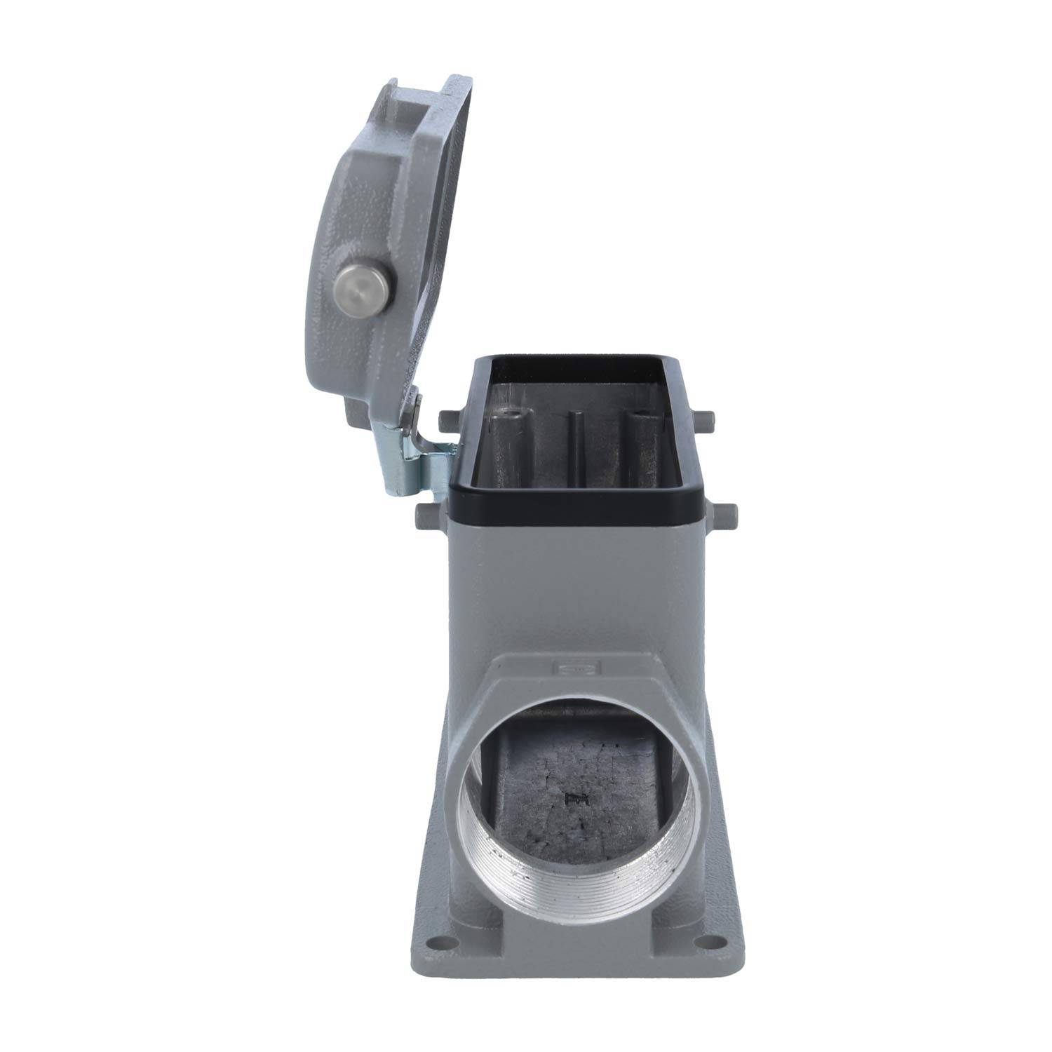 Aluminium-Anschlussgehäuse mit einem offenen Deckel, der einen internen Schlitz zeigt, ausgelegt für industrielle Kabelverbindungen, auf einer Basis montiert.