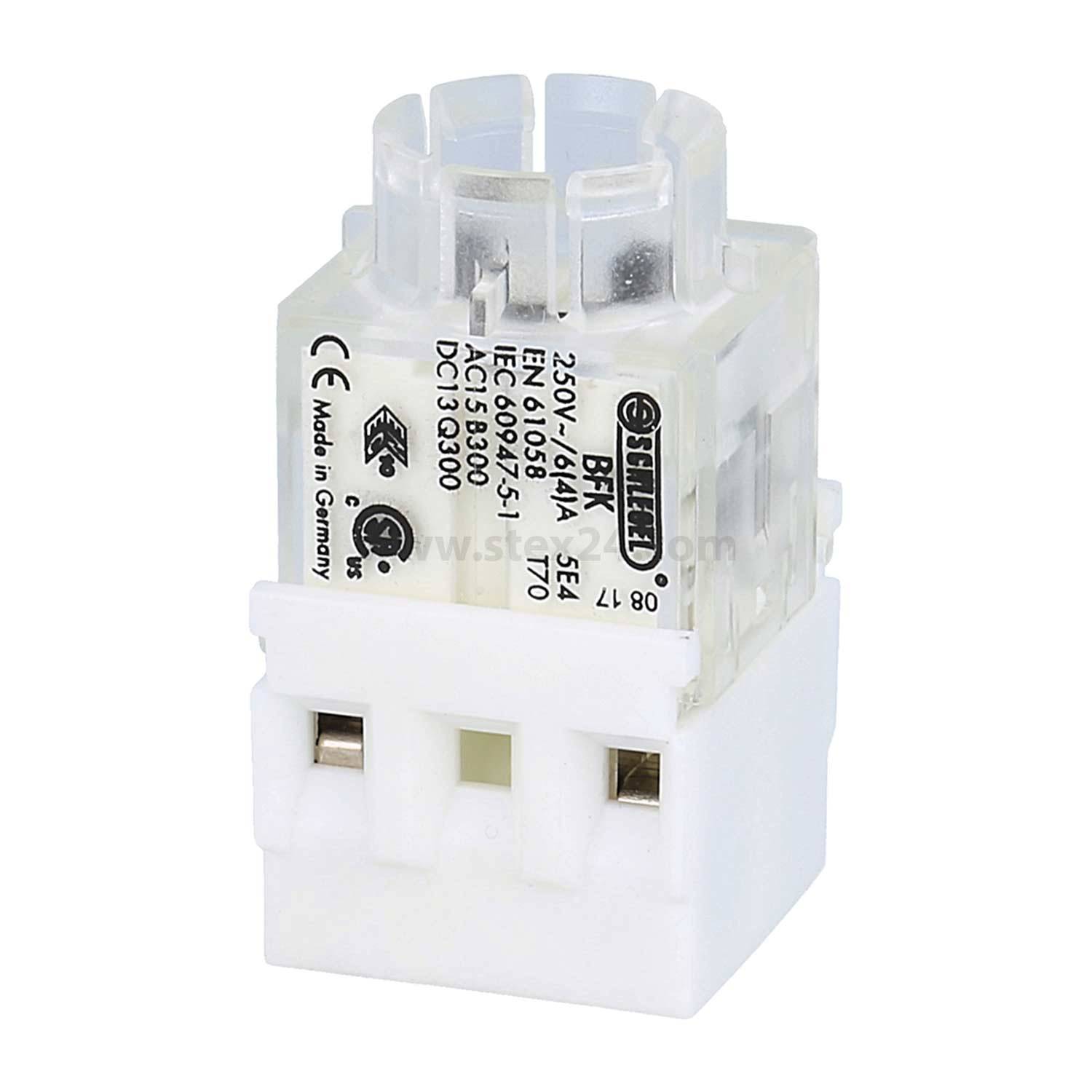 Ein weißer Stecker mit einer Leistung von '250V, 16A' und dem Aufdruck 'Made in Germany', der für den elektrischen Gebrauch konzipiert ist.