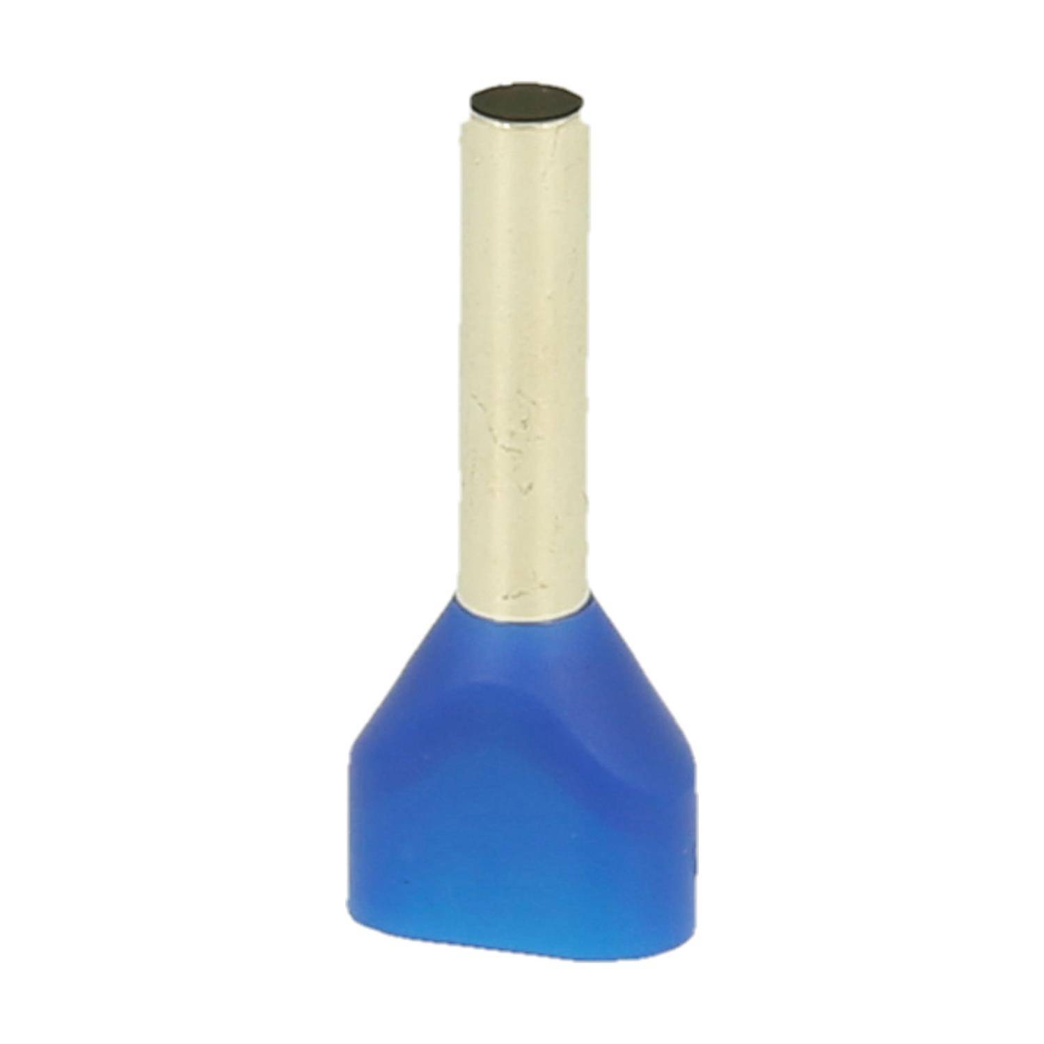 Ein blauer Kabelschuh mit isolierter Rundspitze, verwendet für elektrische Verbindungen.