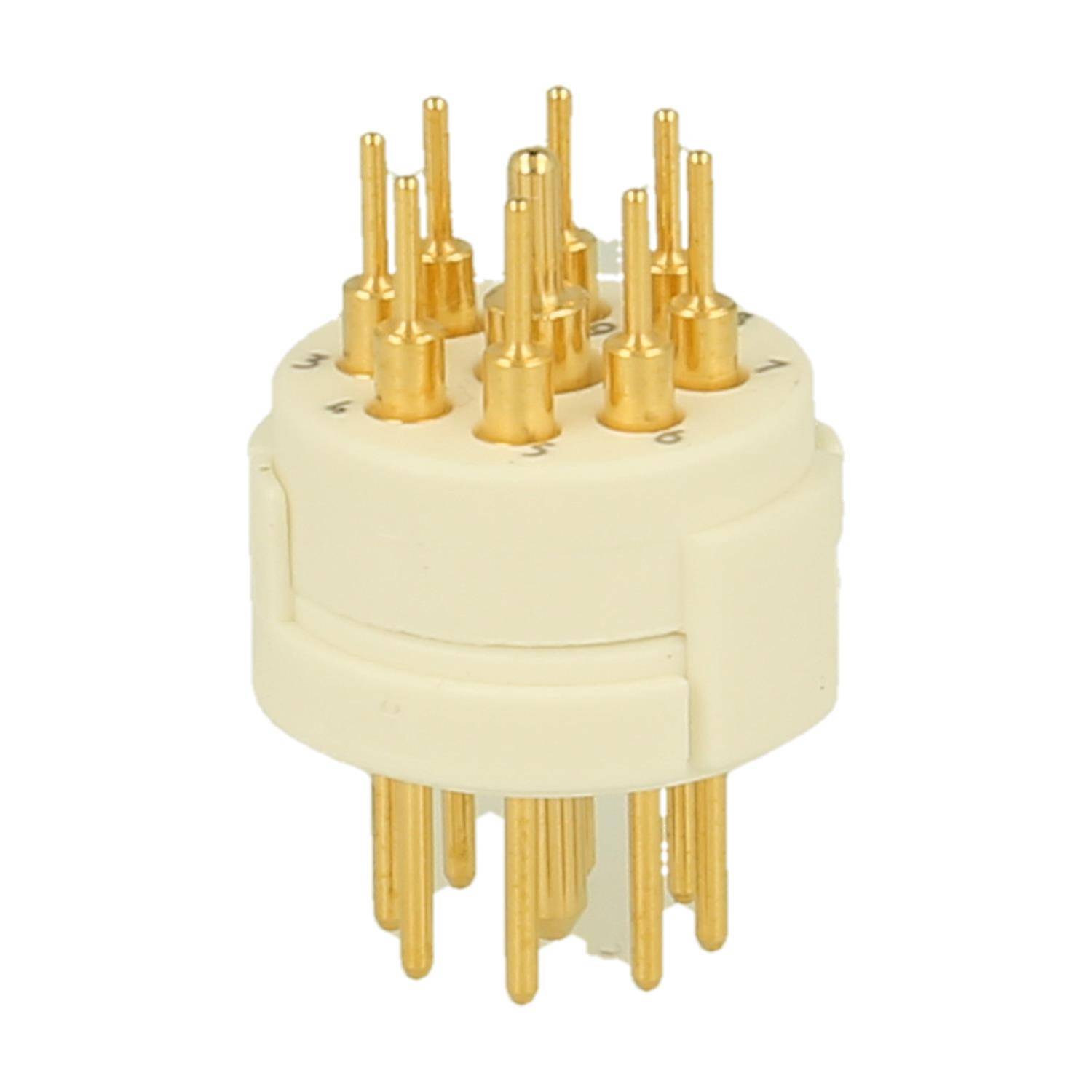 Neun-Pin-Vakuumröhrensockel mit vergoldeten Kontaktstiften, konzipiert für elektrische Verbindungen in Audio- oder elektronischen Geräten.