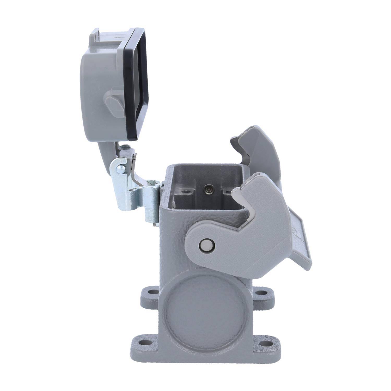 Graue Metall-Elektroverteilerdose mit aufklappbarem Deckel und Befestigungssockel.