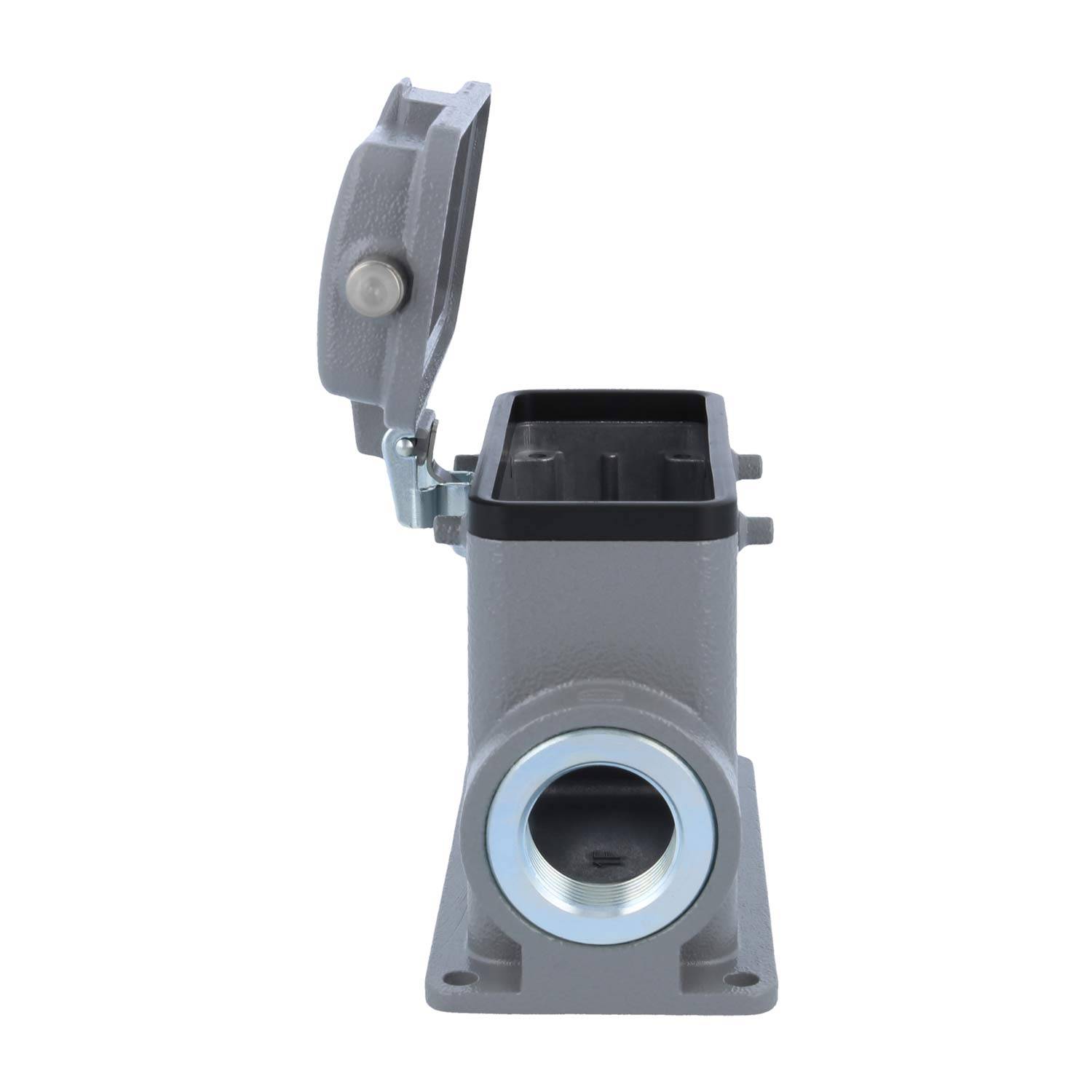 Ein Metall-Industrieanschlussgehäuse mit einem offenen Klappdeckel, der eine rechteckige Buchse zeigt. Die Basis verfügt über einen zylindrischen Befestigungspunkt.