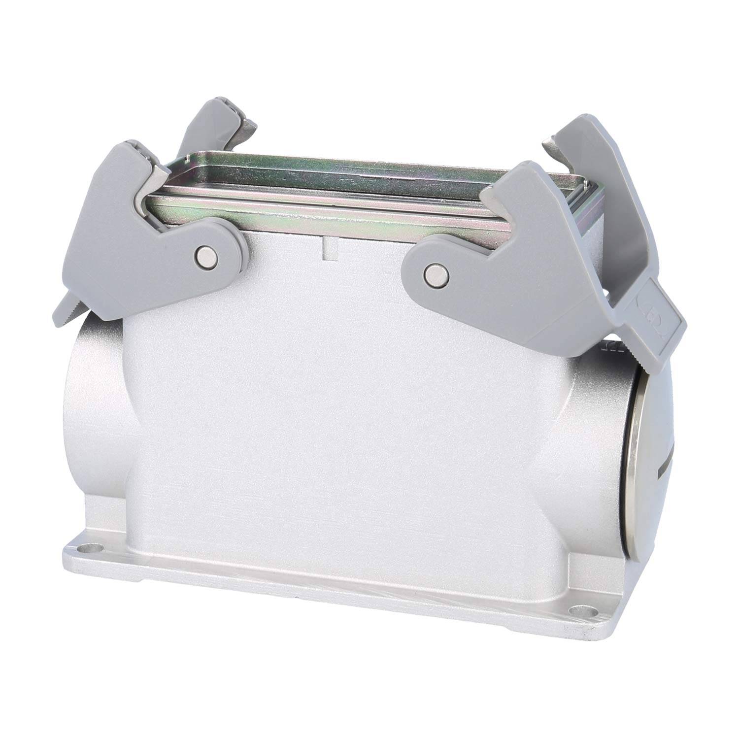 Ein silberner rechteckiger Industrieanschluss mit zwei grauen Verriegelungshebeln an den Seiten, entwickelt für elektrische Anwendungen.