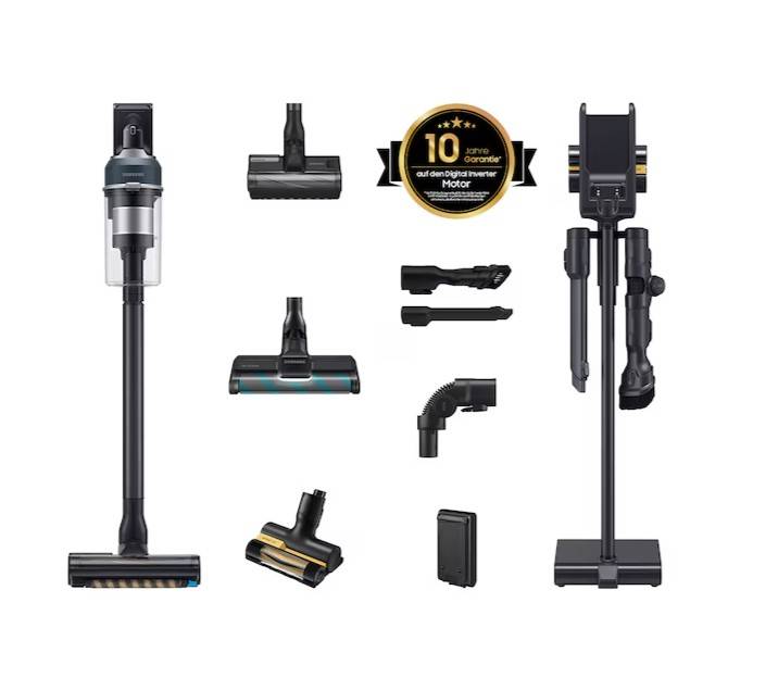 Kabellose Staubsauger mit verschiedenen Anbauteilen, darunter Bürsten und Düse. Siegel mit '10 Jahre Garantie auf Digitalinverter-Motor' zu sehen.