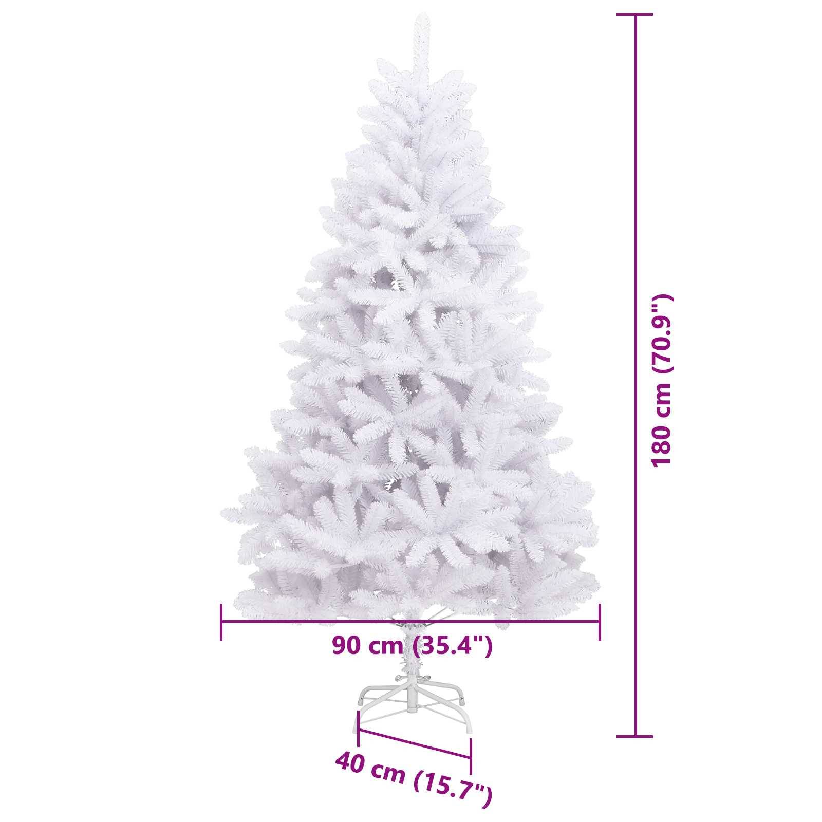 Ein weißer künstlicher Weihnachtsbaum mit Maßen: Höhe 180 cm (70,9 Zoll), Breite 90 cm (35,4 Zoll) und Basis 40 cm (15,7 Zoll).