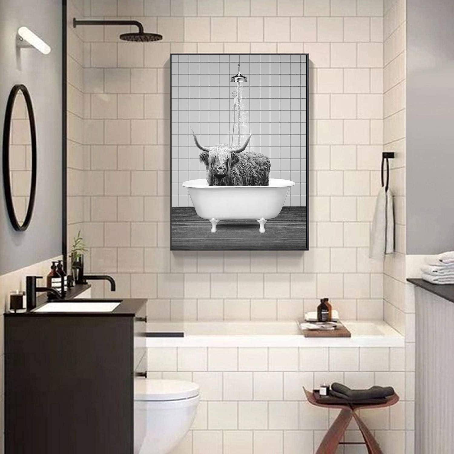 Leinwandbild Hochlandrind Badewanne Schwarz Lustig GDN2 70L x 100B cm