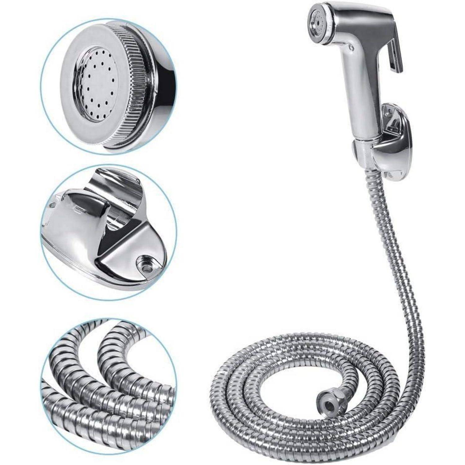 Tragbarer Bidet-Sprayer mit Schlauch, Wandhalterung und Düsenmerkmalen. Chrom-Finish, ergonomisches Design, geeignet für Badezimmerhygiene.