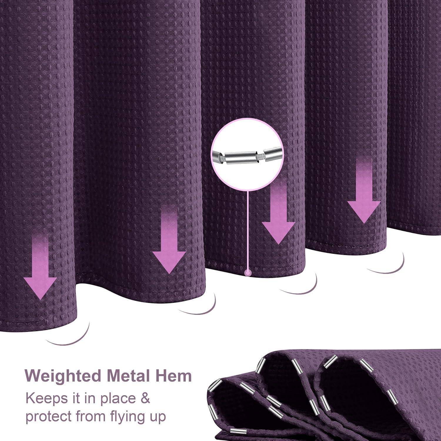 Schwere Gardine mit Metalleinfassung verhindert Bewegung. Nahaufnahme zeigt Metallgewicht im Saum. Pfeile weisen auf Stabilitätsverbesserung hin.