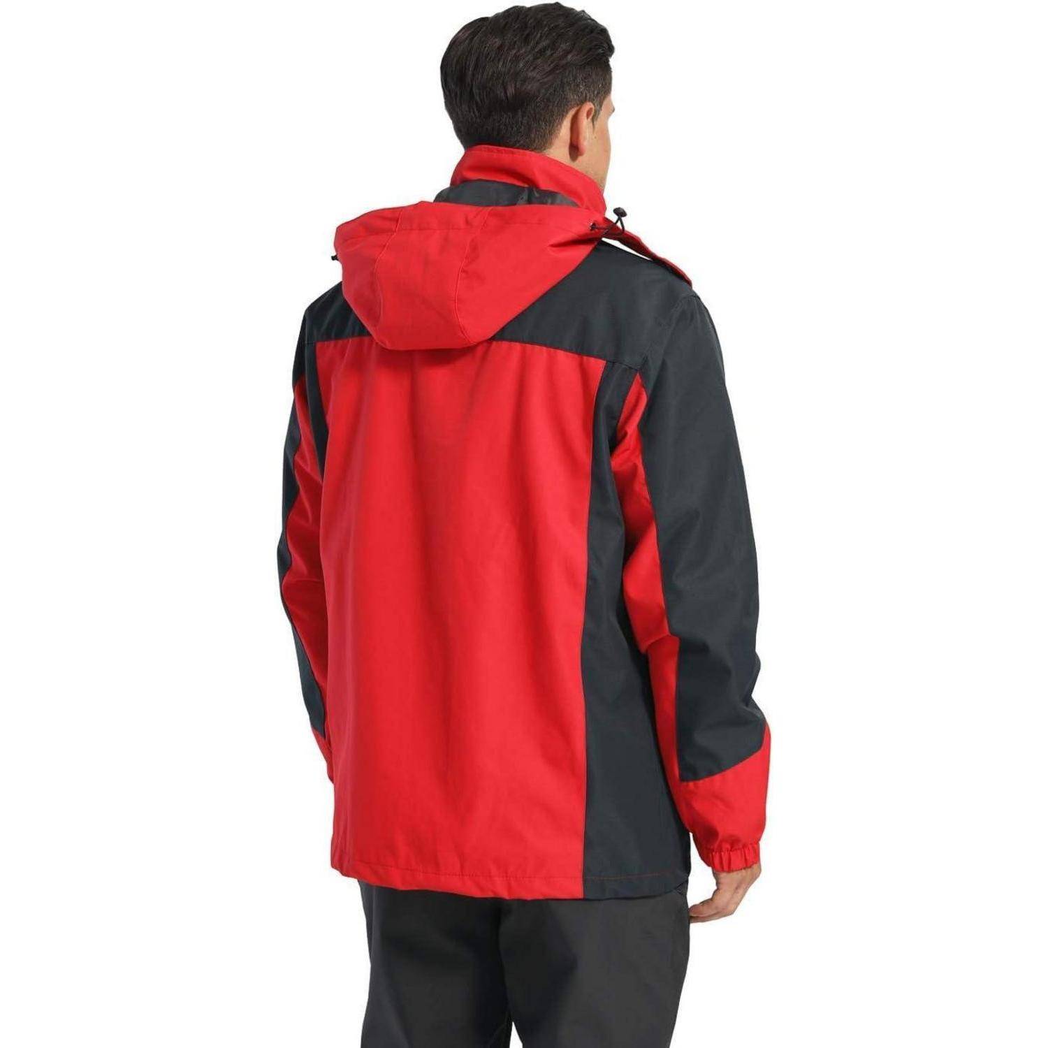 Eine Person wird von hinten gezeigt, die eine rot-schwarze Jacke trägt. Die Jacke hat eine Kapuze und ein zweifarbiges Design mit Rot als vorherrschender Farbe.