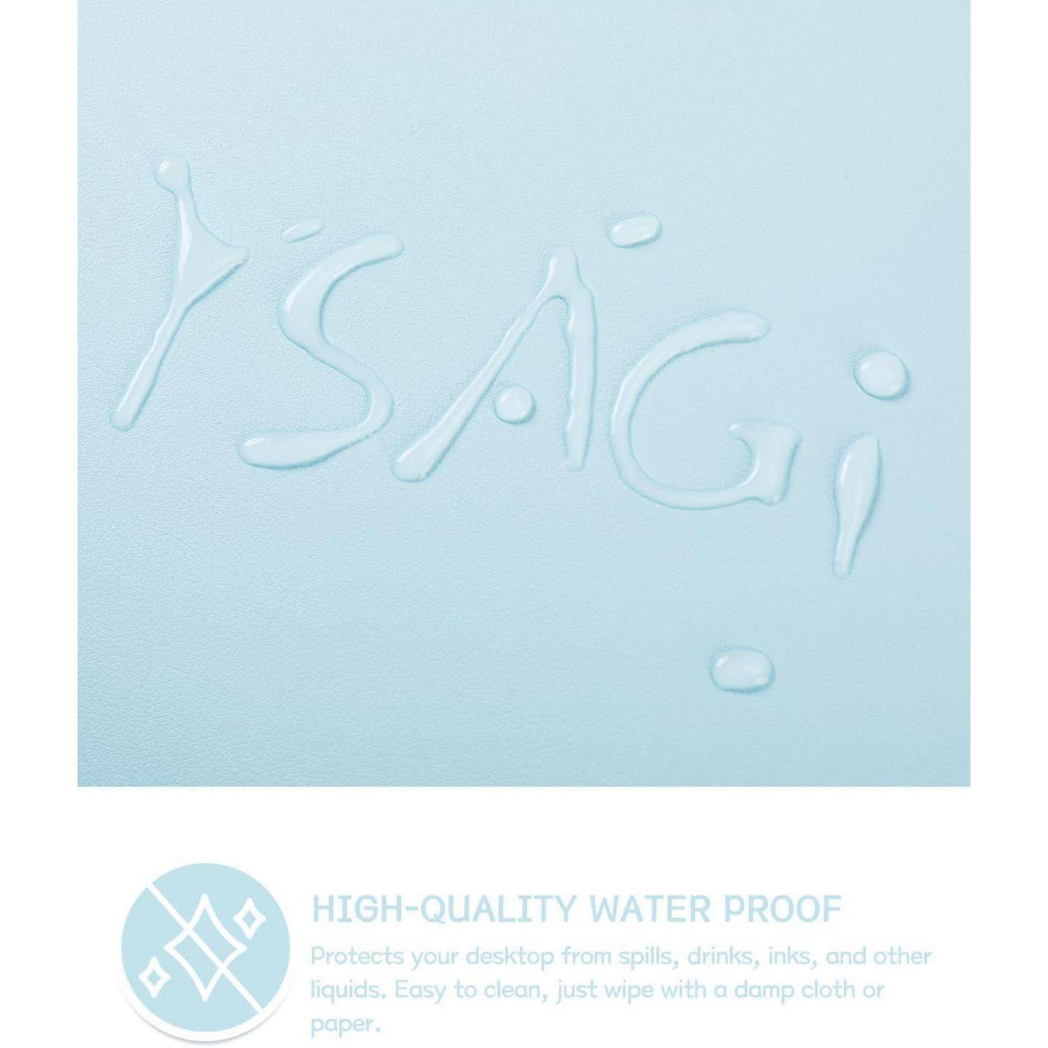 Das Bild zeigt das Wort 'Y'sagi', das mit Wassertropfen auf einer hellblauen wasserfesten Oberfläche geschrieben ist und damit seine hochwertige Wasserbeständigkeit veranschaulicht.