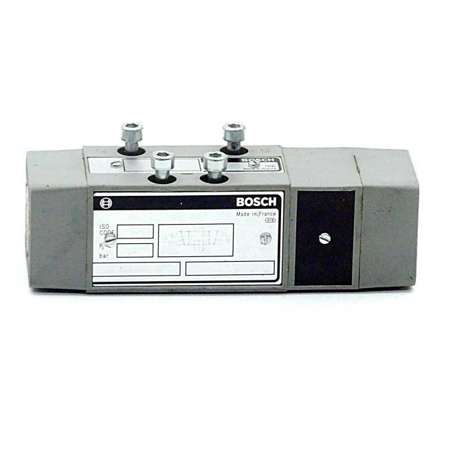 Bosch 5/3 Wegeventil (0 820 227 001)