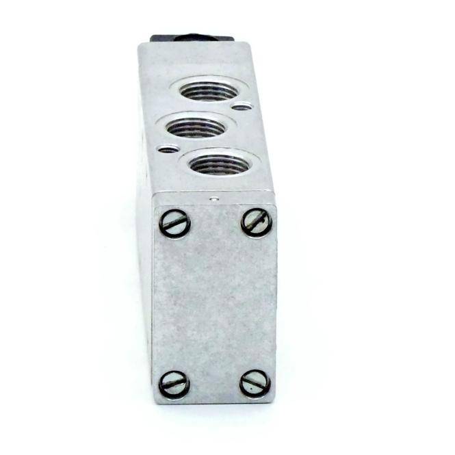 Bosch 5/2 Wegeventil (0 820 032 002)