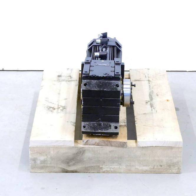 Lenze Servomotor mit Getriebe MCA 17N35-SRMP2-Z0F0-ST5F10N-R0SU (13060708)