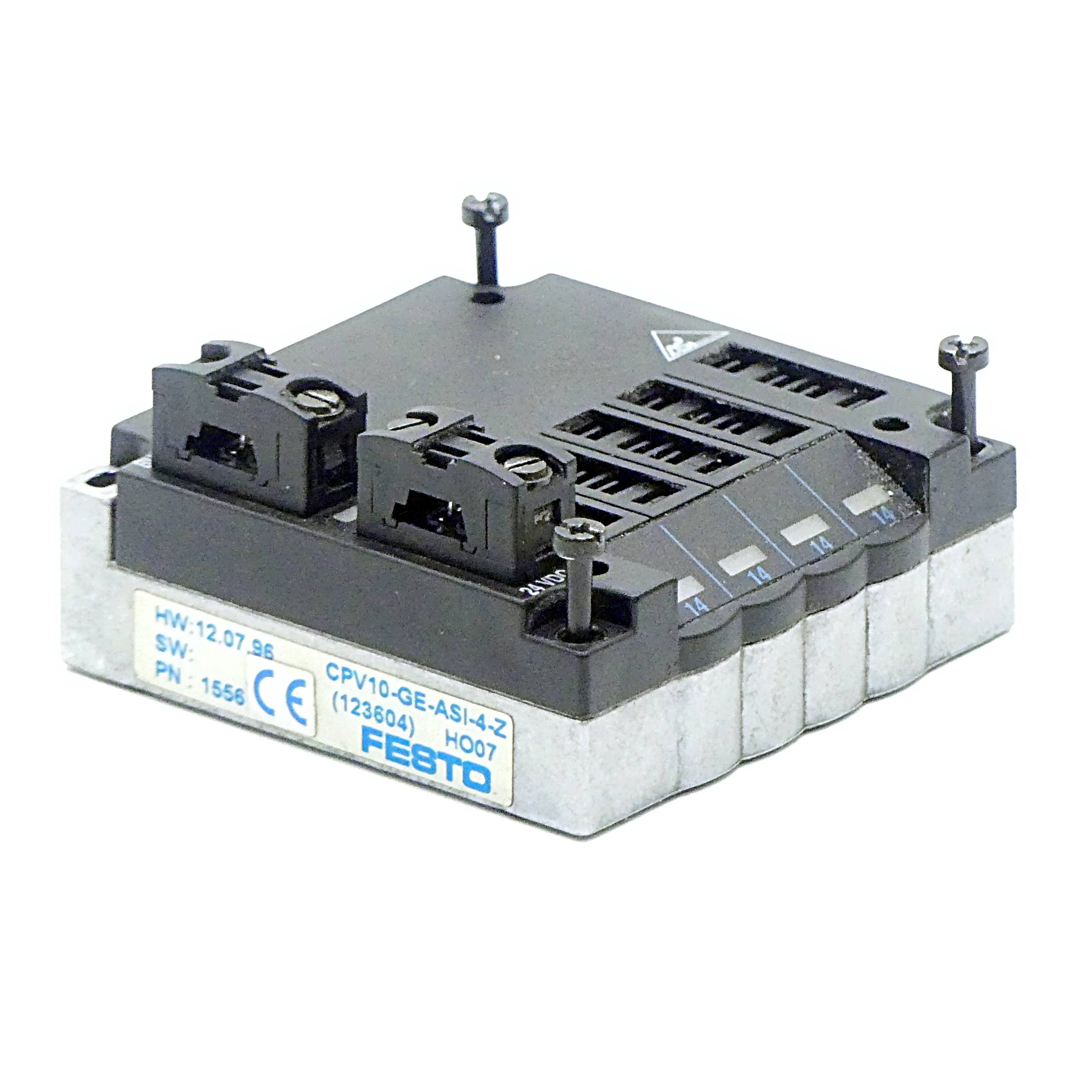 Ein kompaktes FESTO Elektronikmodul mit mehreren Anschlüssen auf der Oberseite, versehen mit Schaltern und mit Modellinformationen an der Seite beschriftet.