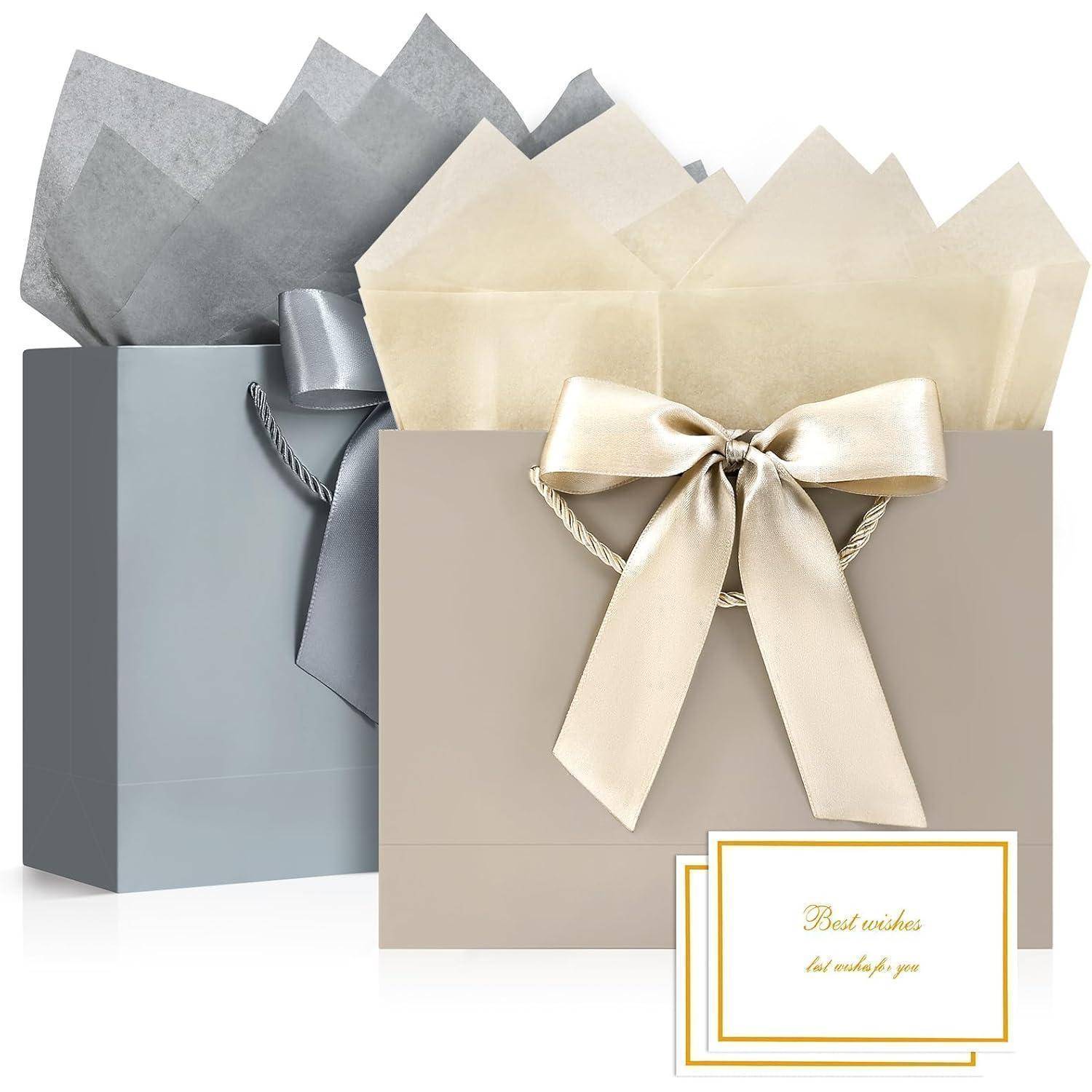 Geschenktüten Papiertüten Schleifenbändern Grußkarten Taschentüchern