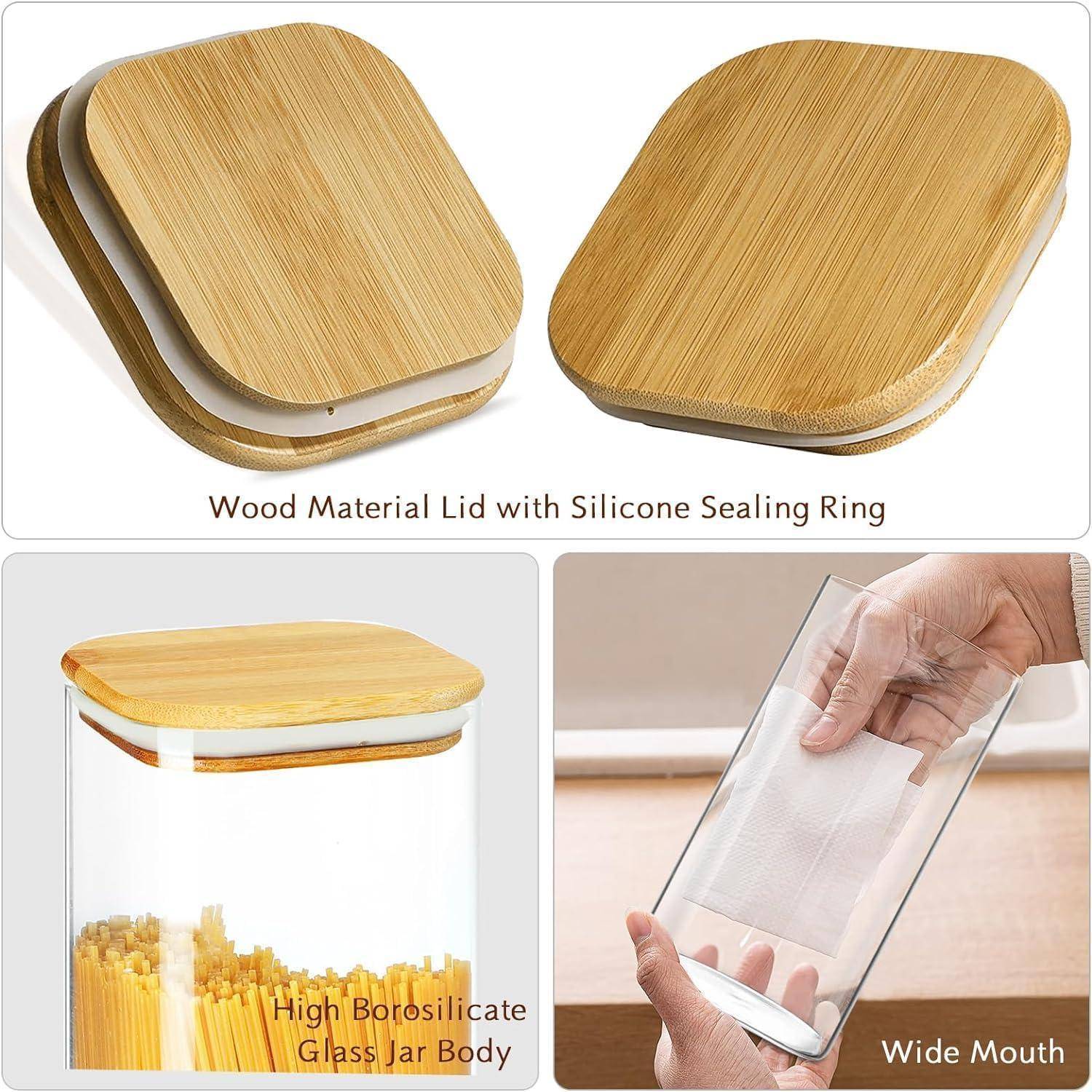Bamboo-Deckel mit Silikonversiegelung, Vorratsglas aus hochwertigem Borosilikatglas für Pasta, und eine Hand, die den breiten Mündungsbereich für einfachen Zugriff demonstriert.